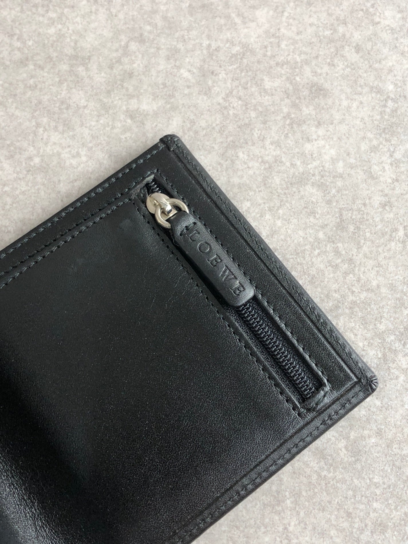 LOEWE Anagram Folded Wallet Black Vintage rxfn4n