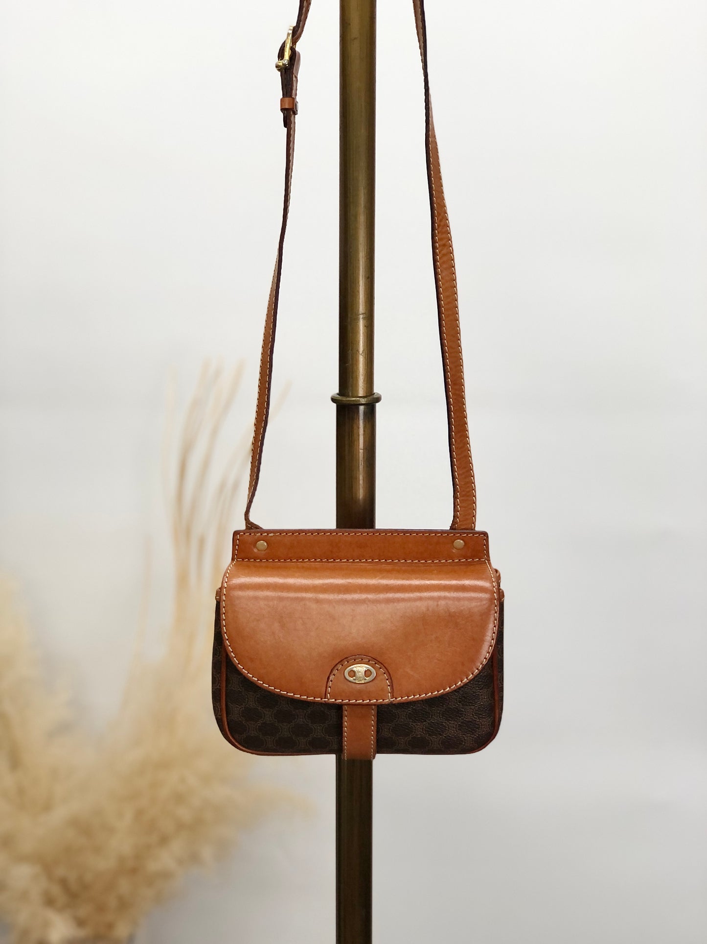 CELINE Macadam Blason Shoulder bag Brown Vintage nwujcb