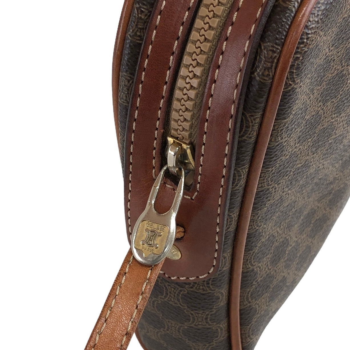 CELINE Macadam Blason Shoulder bag Brown Vintage vbjmjr