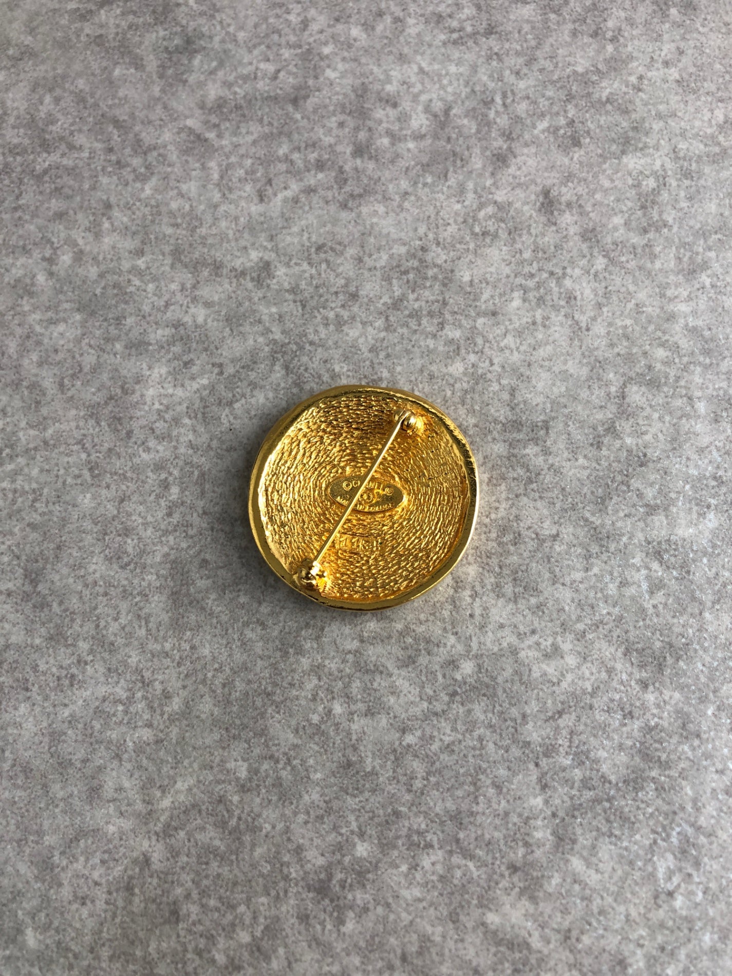 CHANEL Brooch Gold Vintage sb6gi2