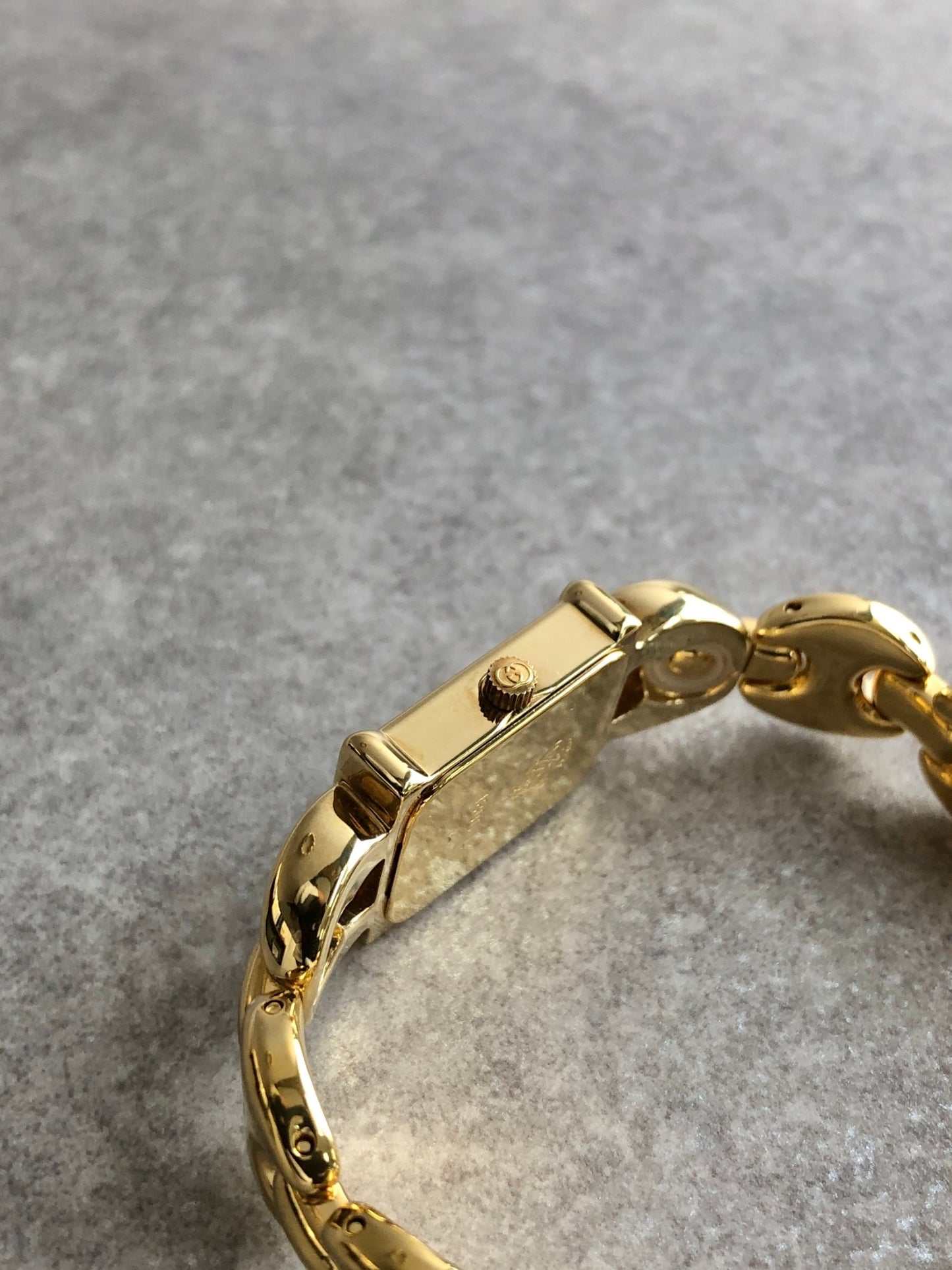 GUCCI Quartz Watch Gold 1800L Vintage wu52cy