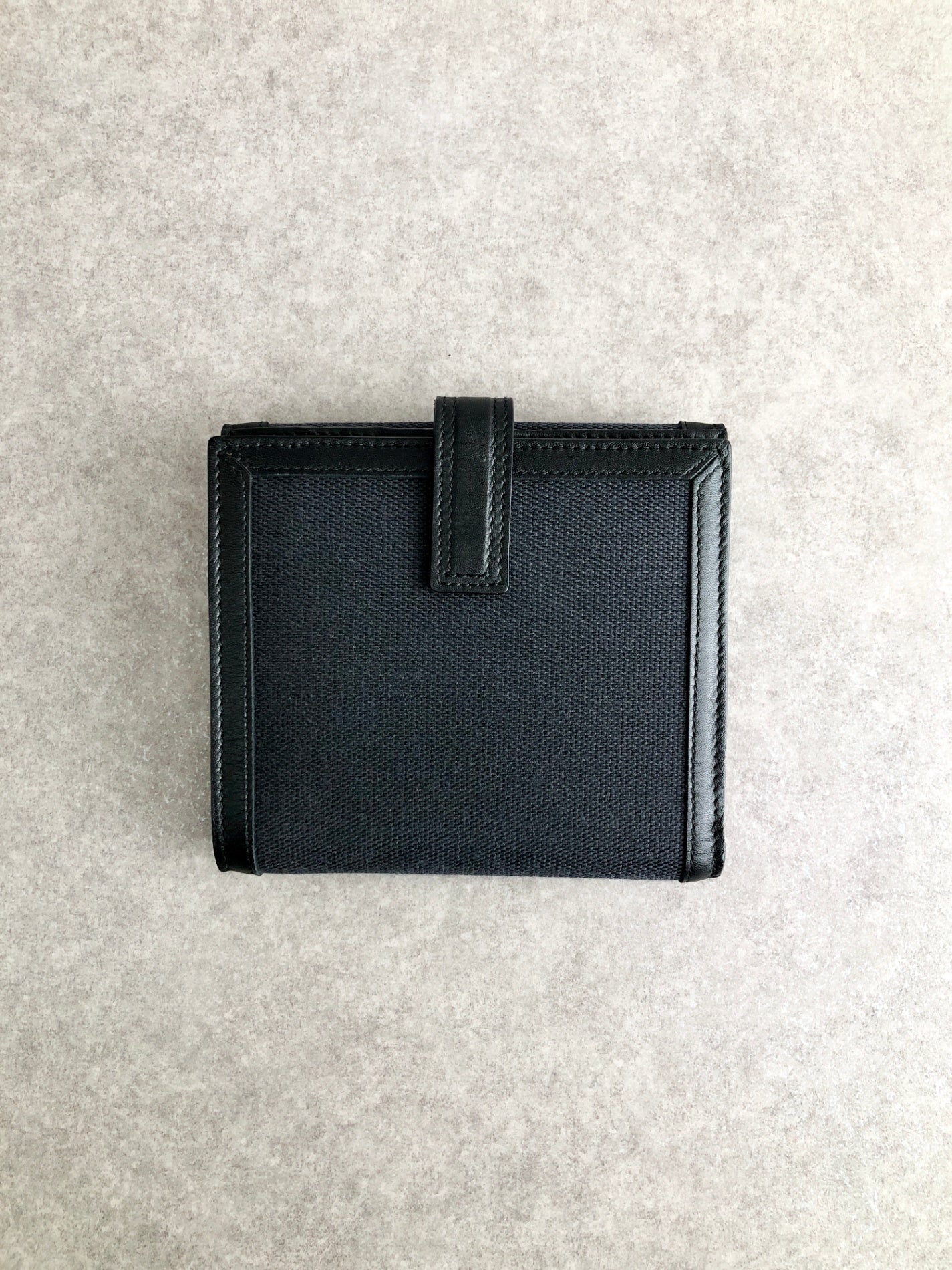GUCCI 標誌折疊錢包 黑色 復古 254tg8