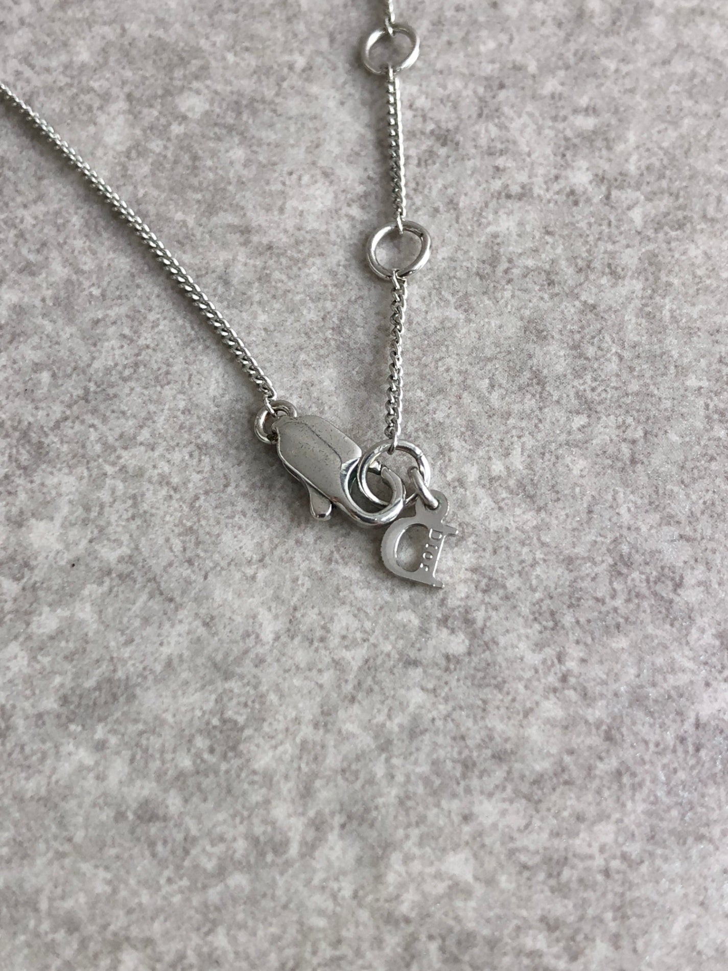 Christian Dior Logo Necklace White Vintage ncud5k