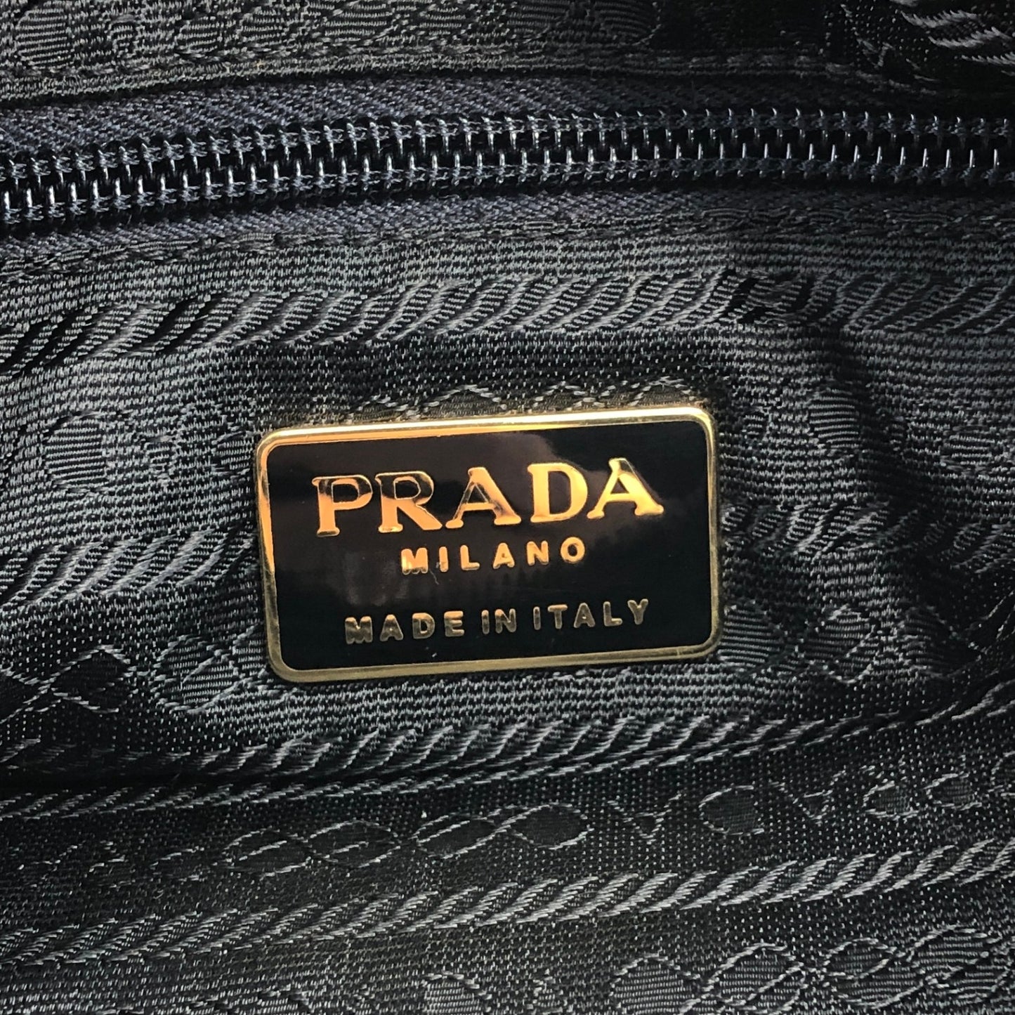 PRADA Triangle Logo Chain Shoulder bag Black Vintage xb2jku
