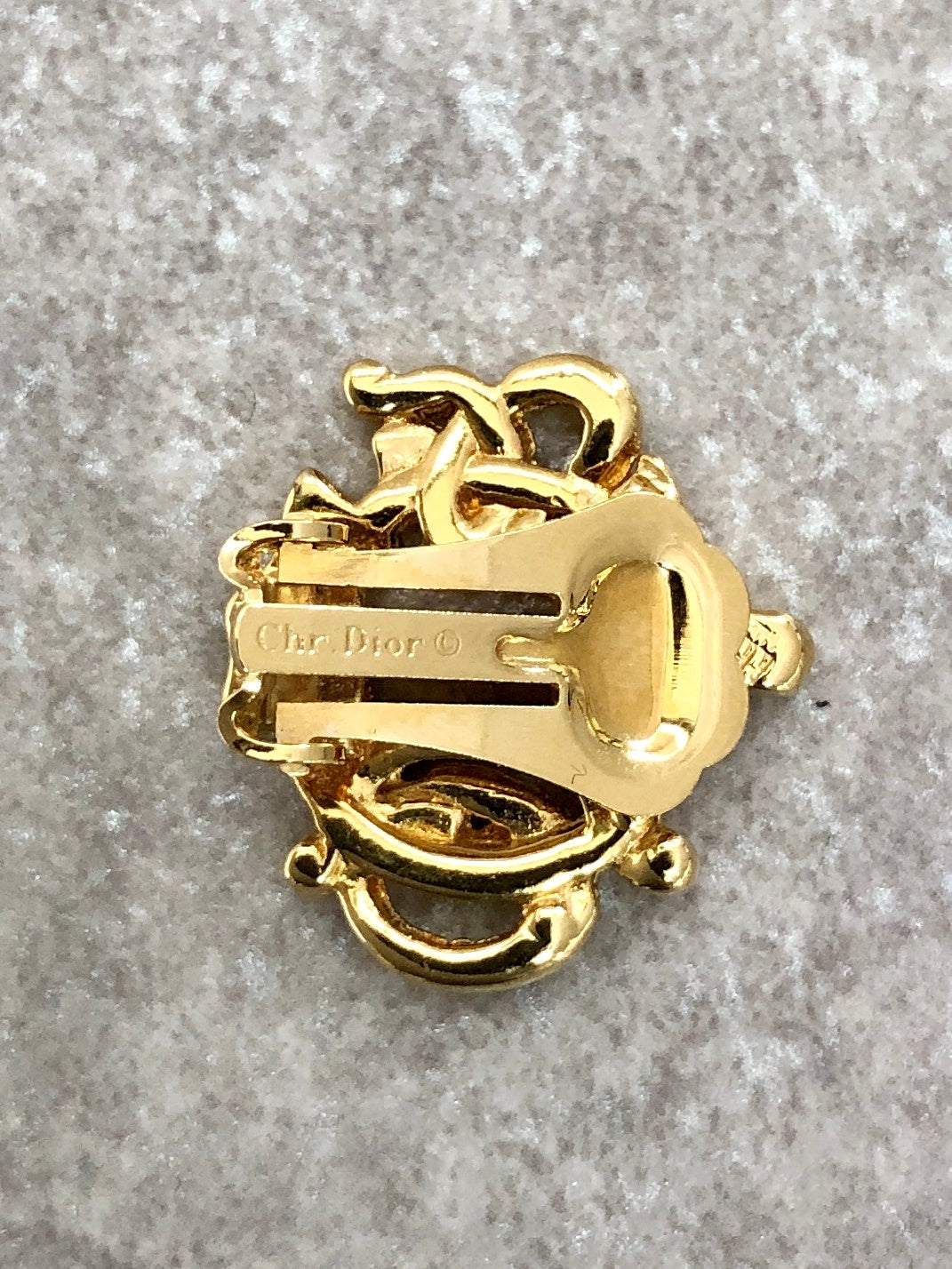 Christian Dior Emblem Motif Earrings Gold Vintage yjcpbb