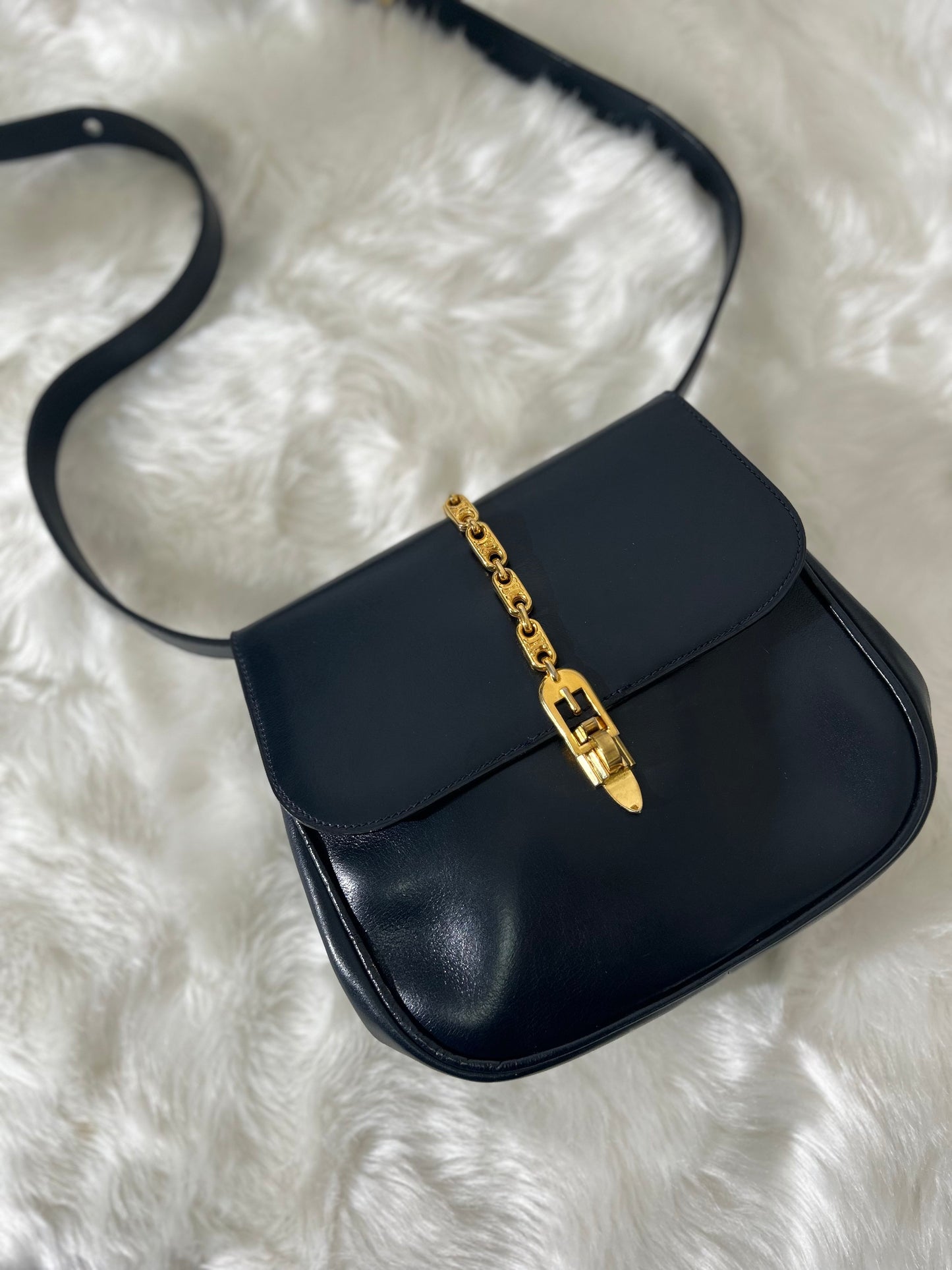 CELINE Triomphe Chain Leather Shoulder bag Navy Vintage admv2k