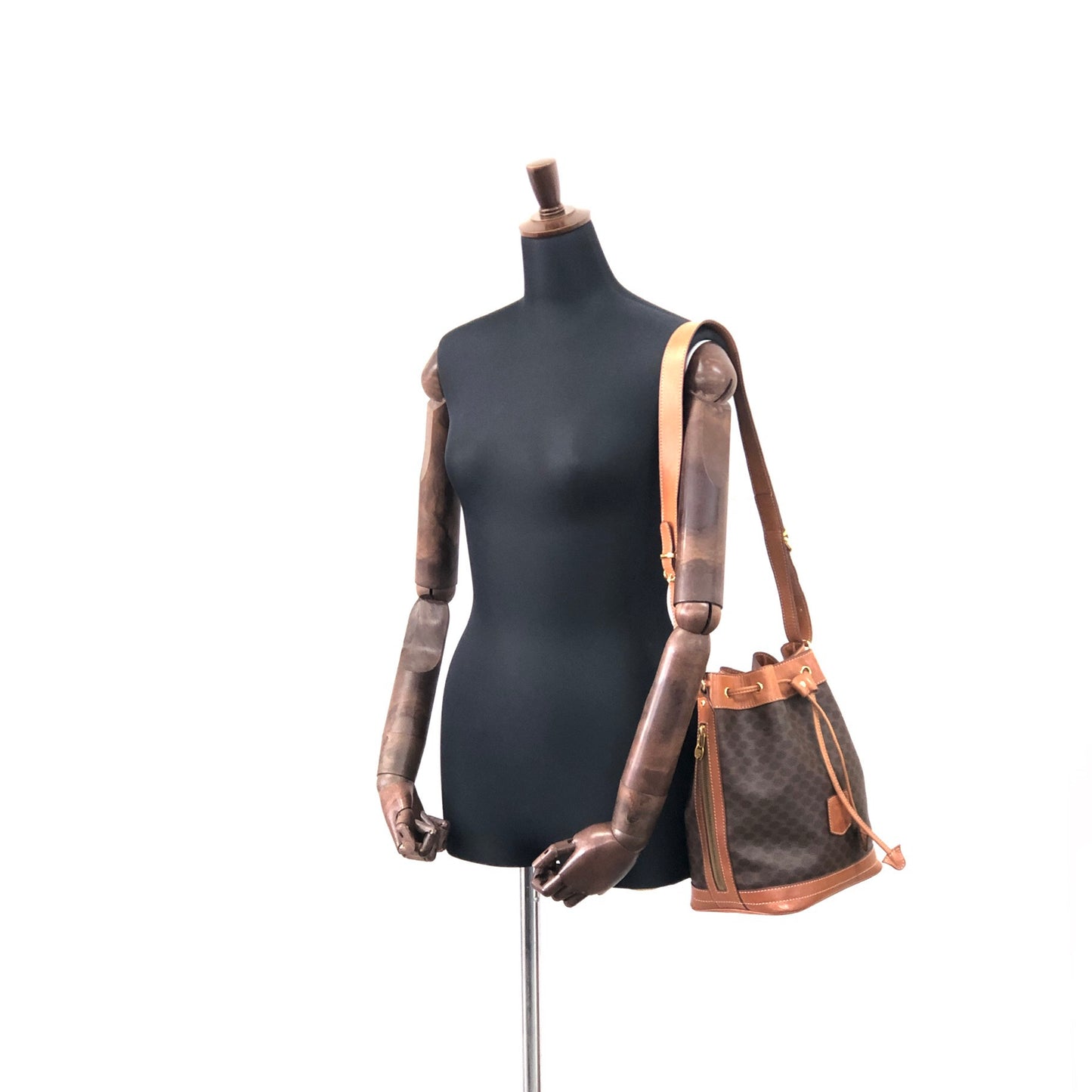 CELINE Macadam Blason Drawstring Shoulder bag Brown Vintage vi7byb