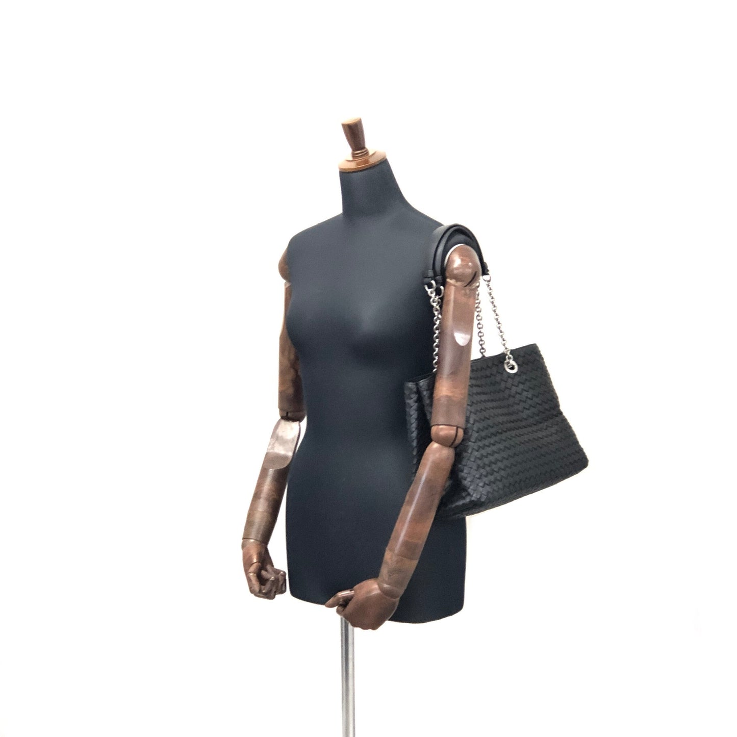 Bottega Veneta 皮革鏈條托特包 黑色 復古 rses7r