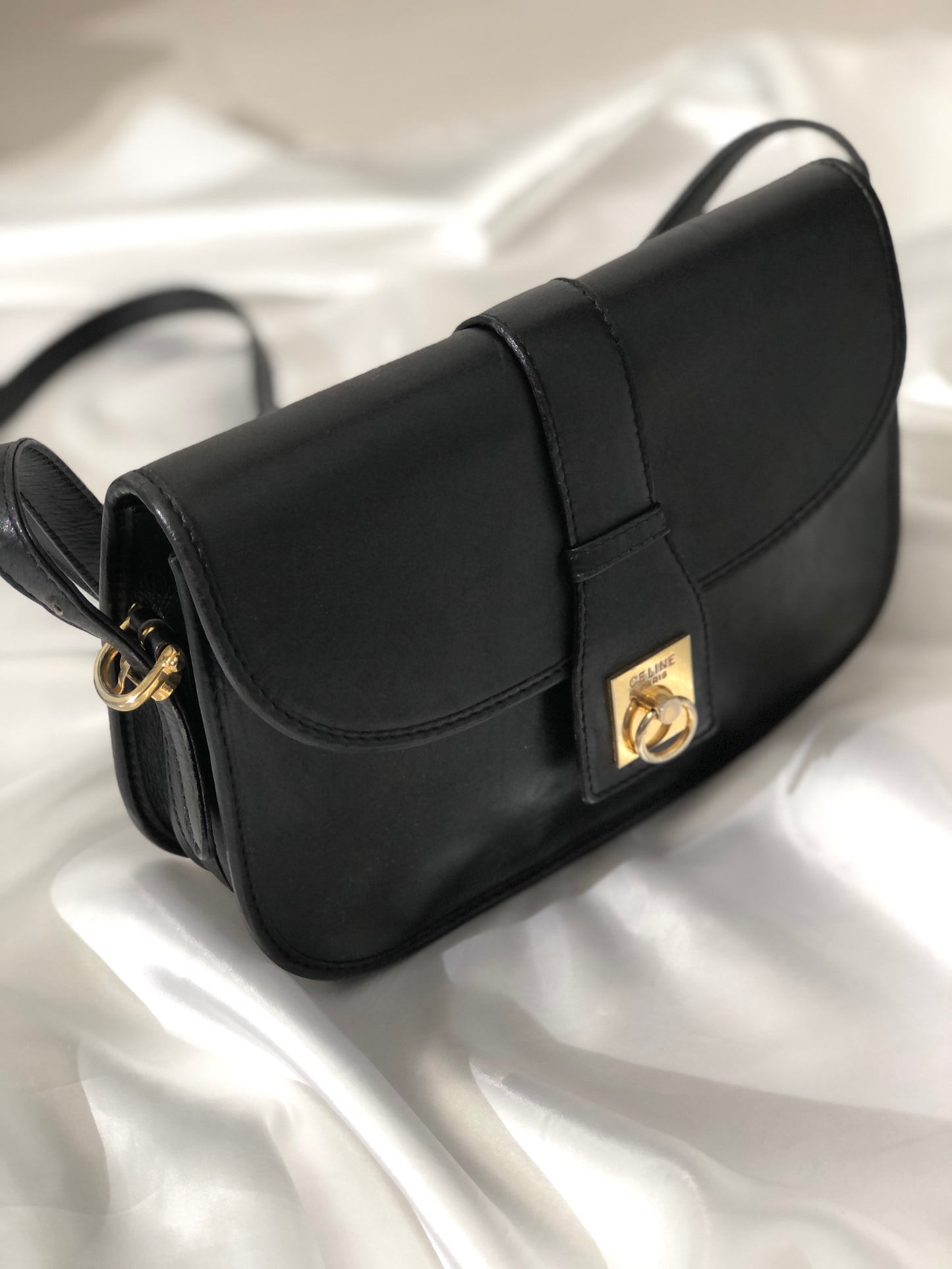 CELINE Gancini Leather Crossbody Shoulder bag Black Vintage 243mx8