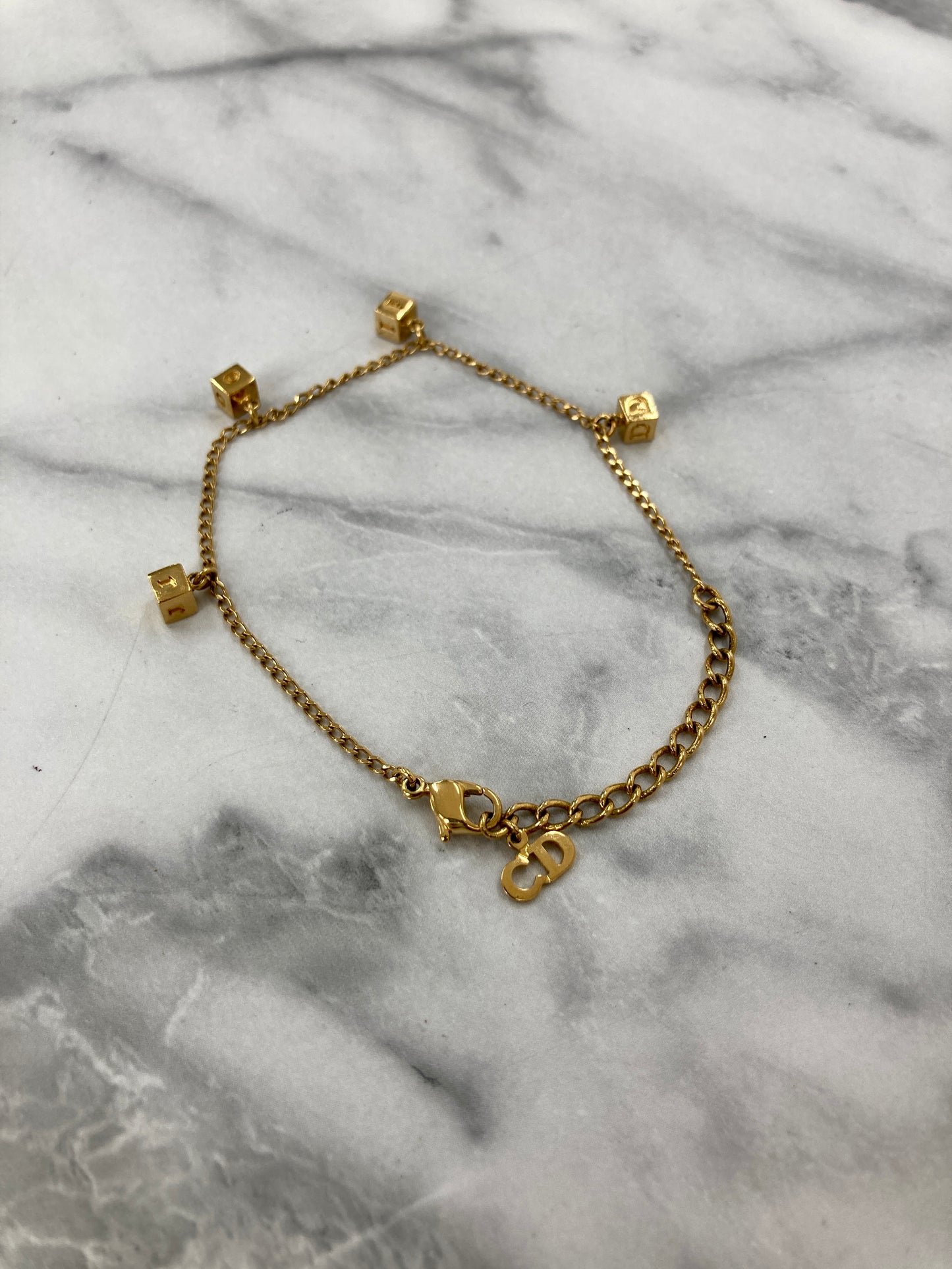 Christian Dior CD 標誌手鐲金色復古 5fgxjr