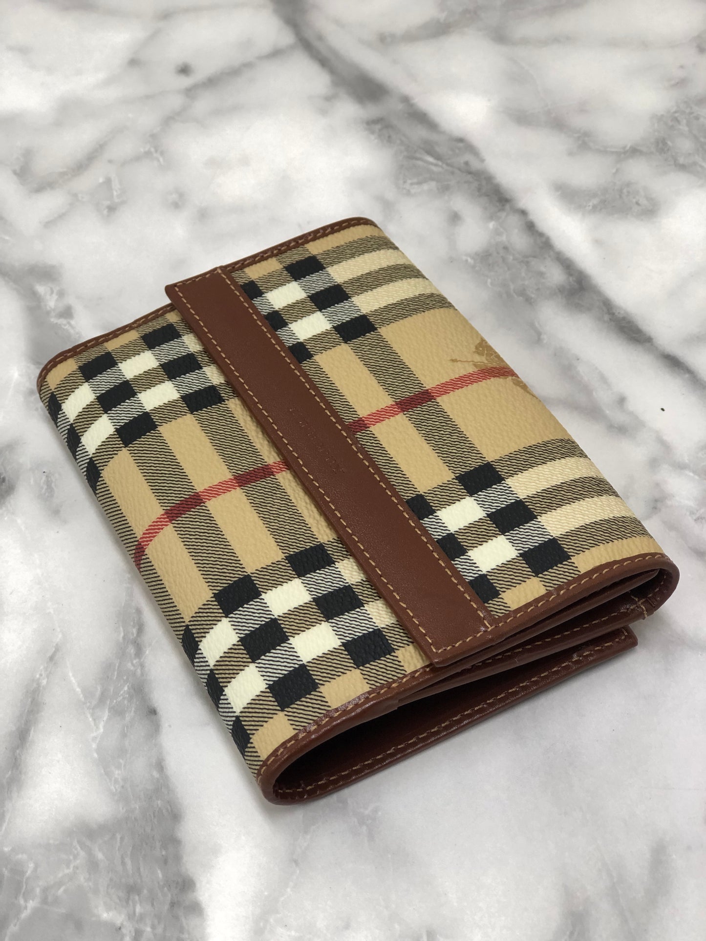 Burberry Nova Check Logo PVC Leather Folded Wallet Beige Vintage y7ama2