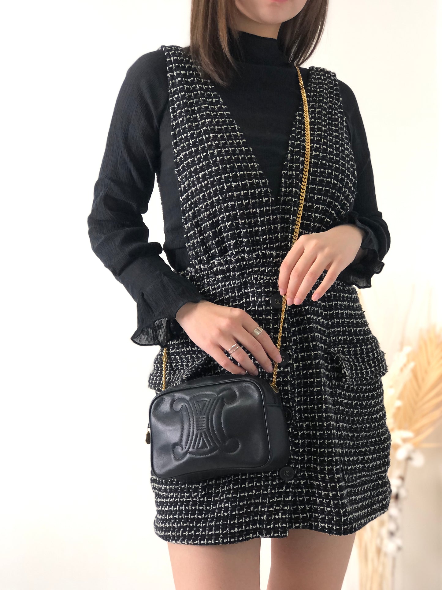 CELINE Triomphe 皮革鏈條單肩包 黑色 復古 jigb5w