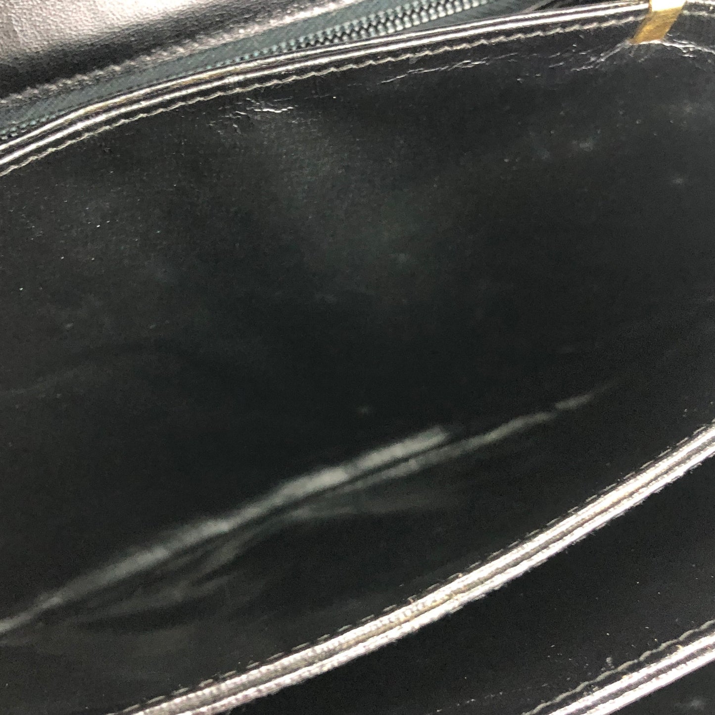 CELINE C logo Horse carriage Crocodile embossed leather Shoulder bag Black Old CELINE vintage 6tmne2