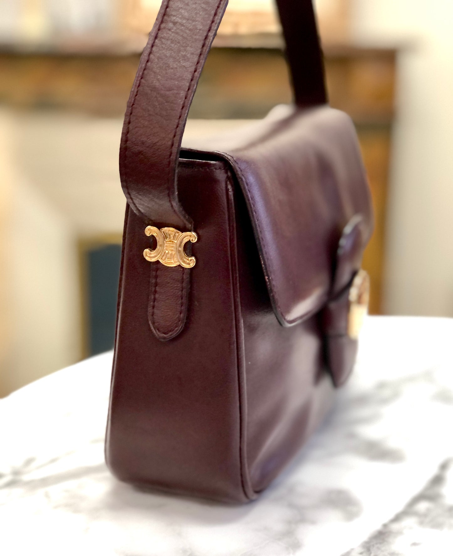 CELINE Blason Plate Side Blason Triomphe Leather Shoulder Bag Bordeaux Old Celine vintage xfmxkn
