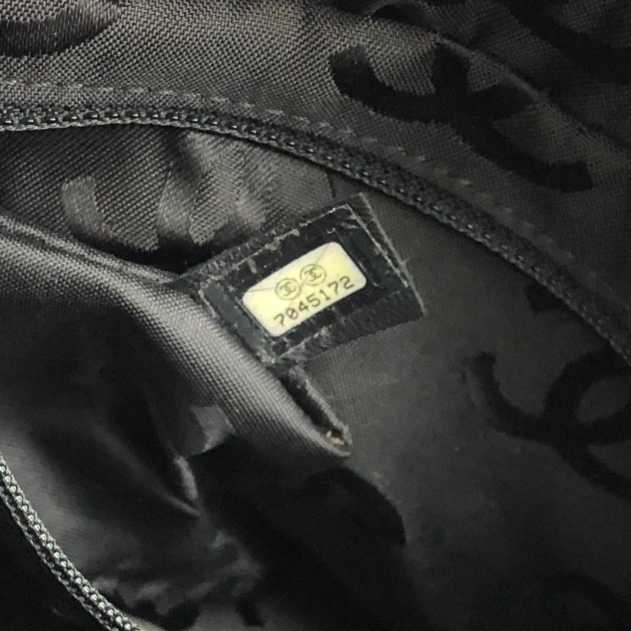CHANEL Chocolate bar Fabric Chain Handbag Shoulder bag Black Vintage Old b7kuuv