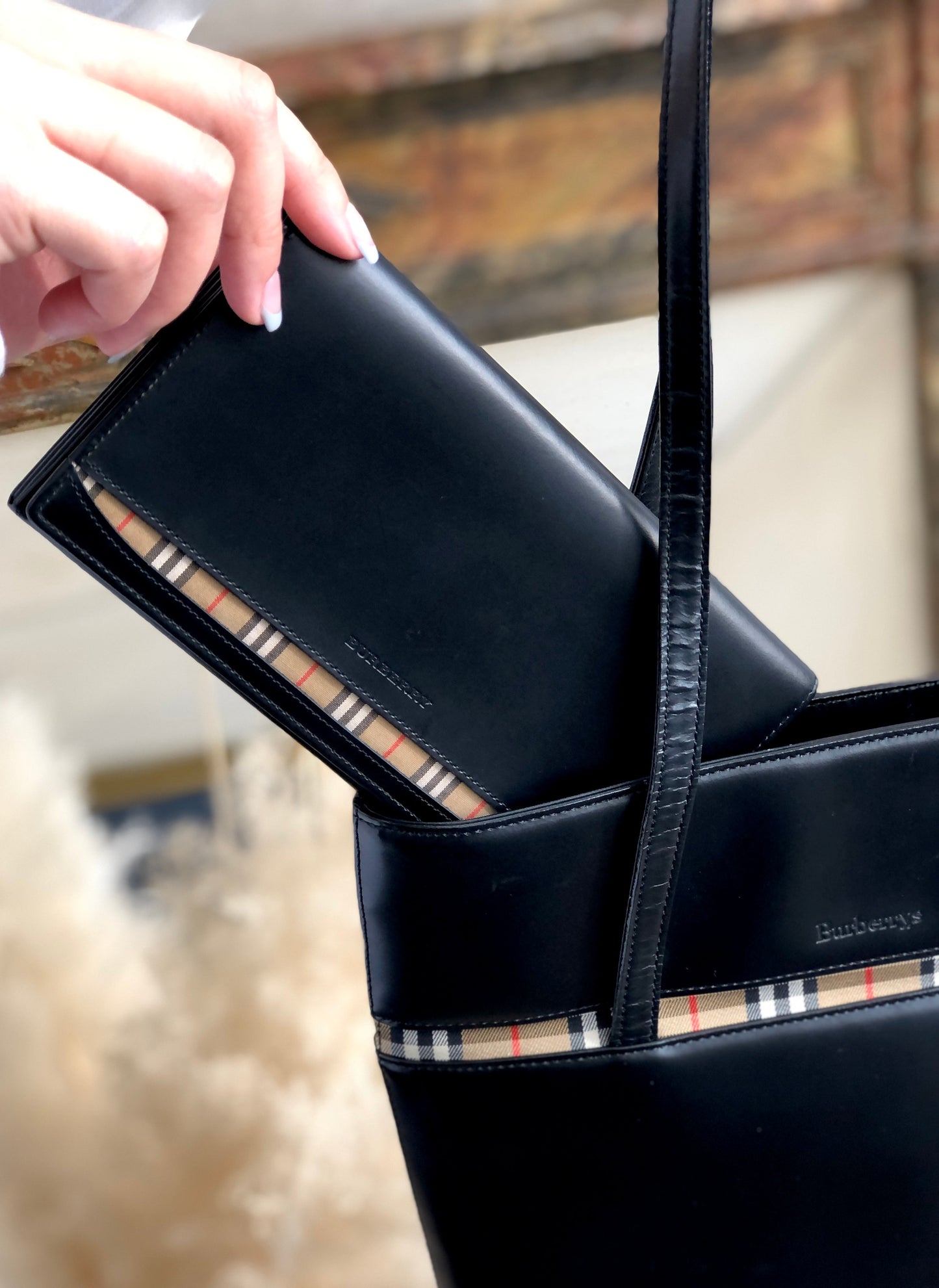 Burberry's 經典格紋標誌皮夾 黑色復古舊款 z7j3rz