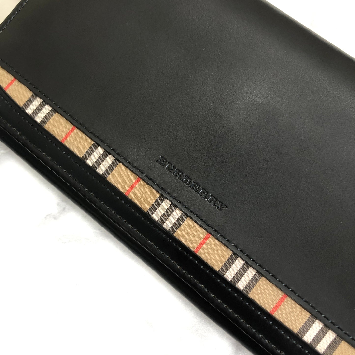 Burberry's 經典格紋標誌皮夾 黑色復古舊款 z7j3rz