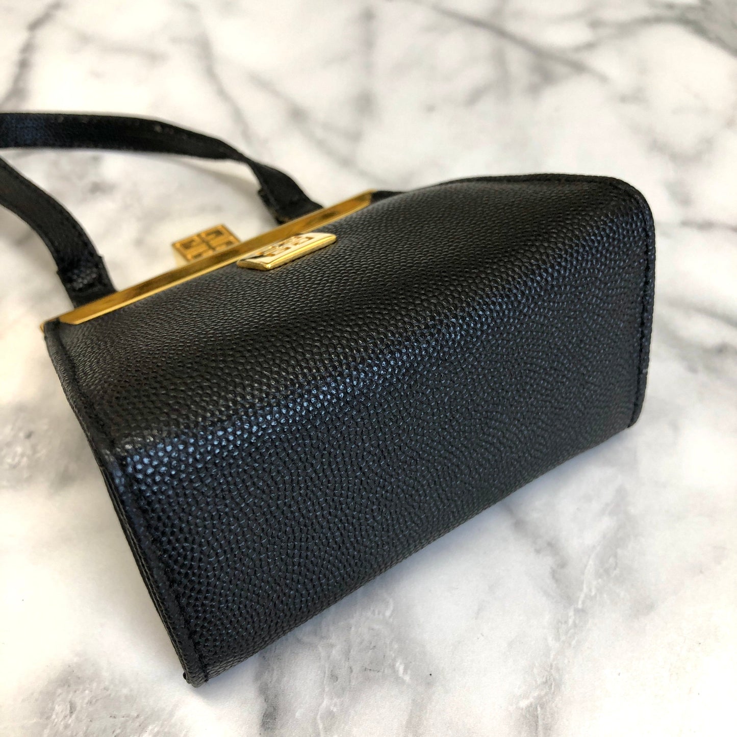 GIVENCHY 標誌扣迷你手袋 黑色 復古 舊款 gmgwt2