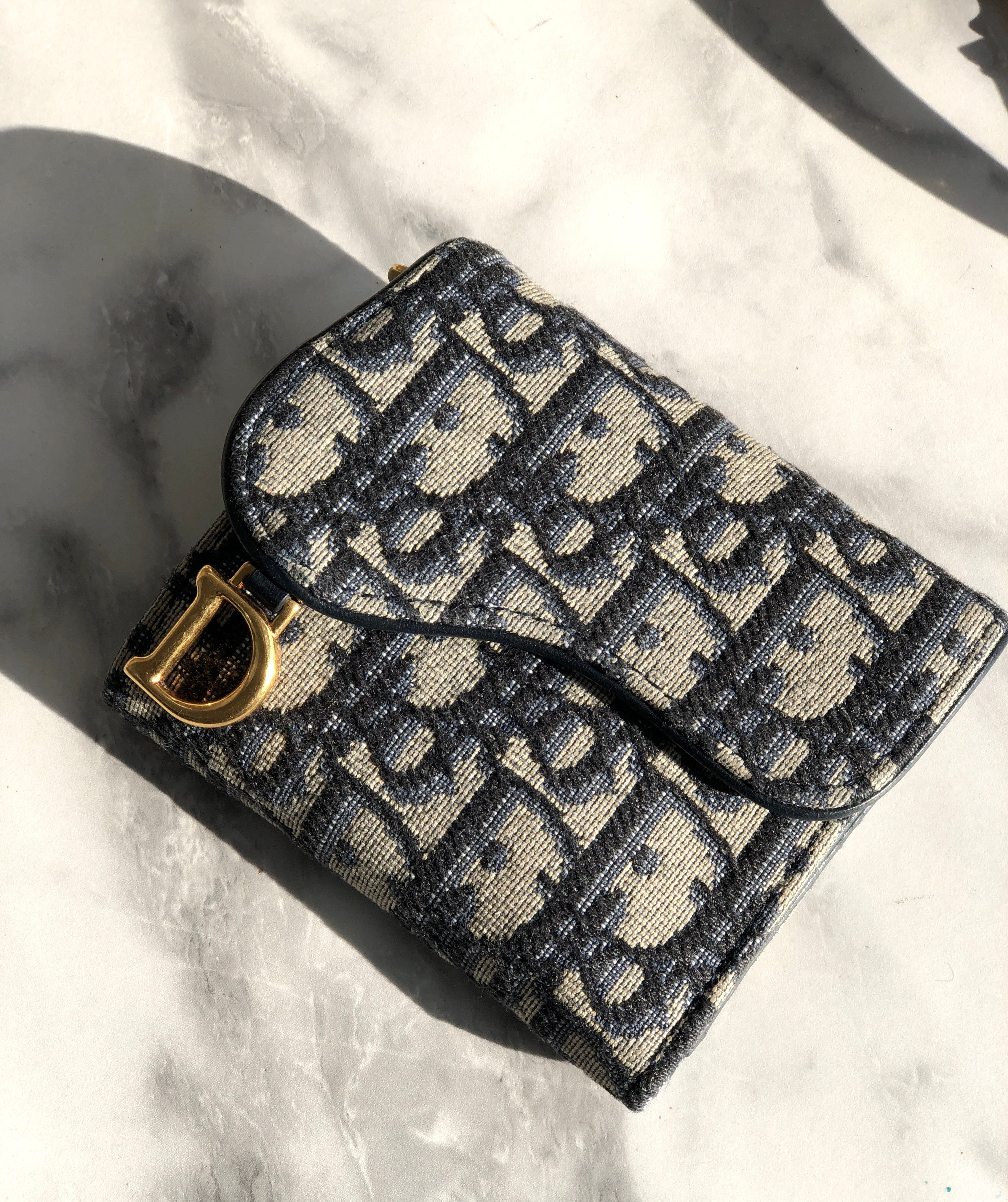 Dior Homme Oblique Jacquard Compact Wallet – Cettire