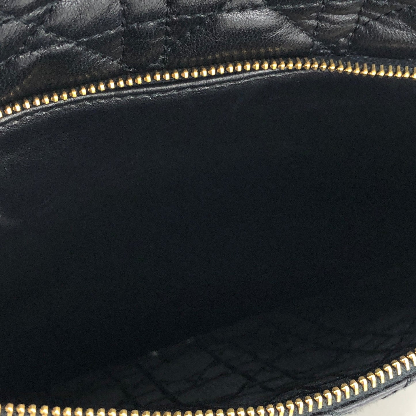 Christian Dior Cannage Lady dior Charm 斜背包 黑色 hh7x7v
