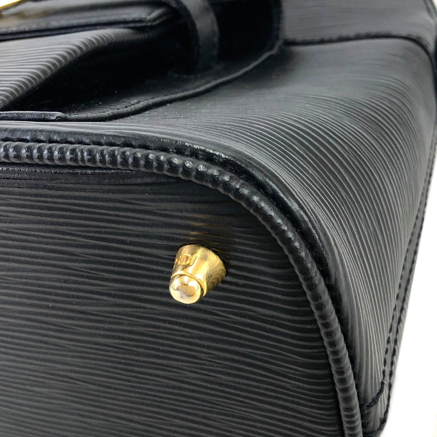 FENDI 皮革壓花兩用手提包單肩包黑色復古舊款 6a3xwu