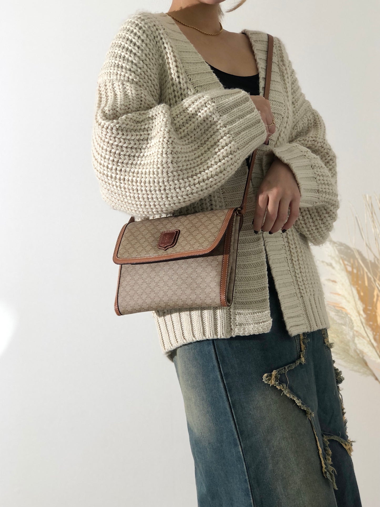 CELINE Macadam Blason Shoulder bag Beige Vintage 45hti2