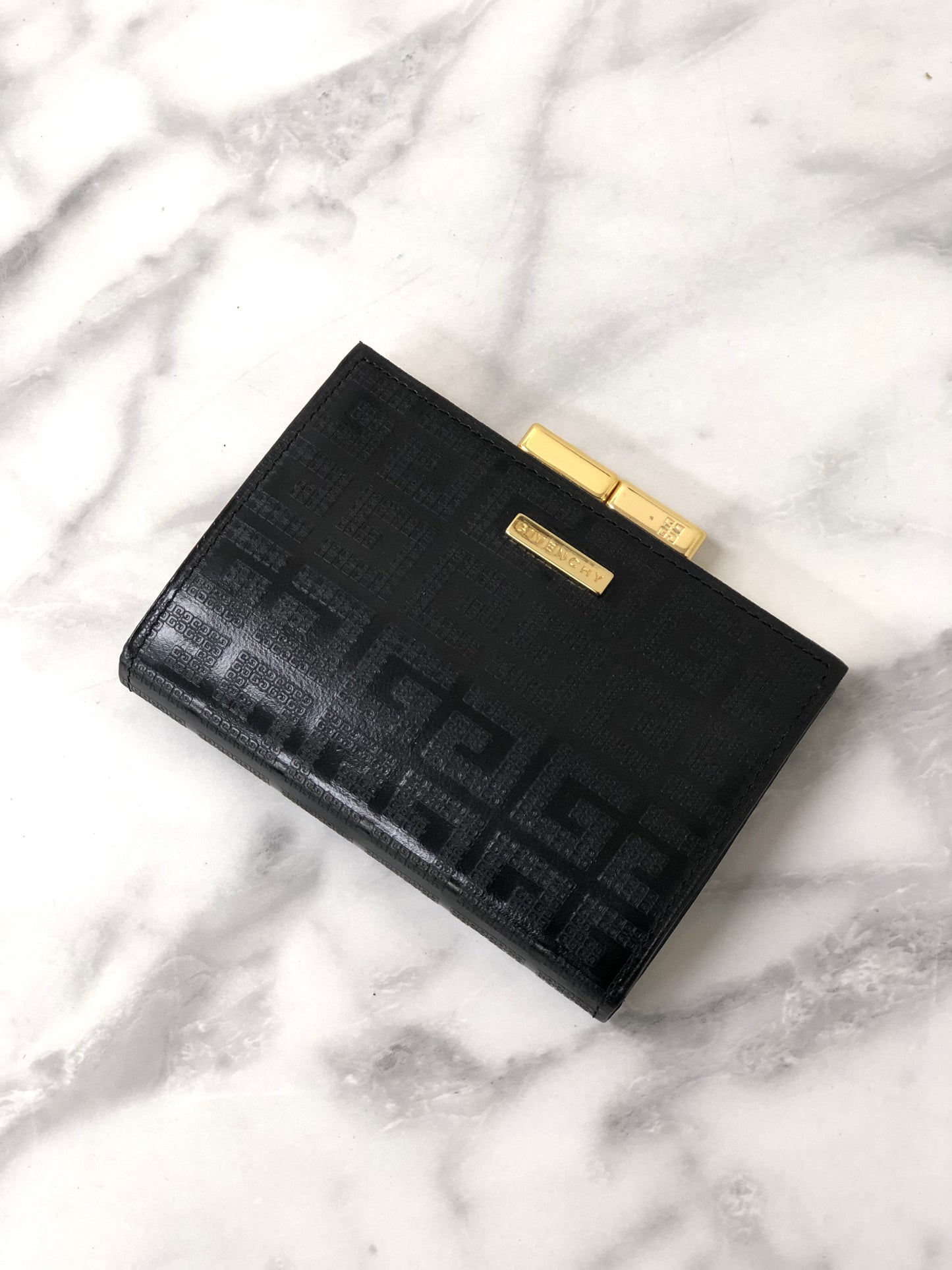 GIVENCHY 標誌皮革金屬扣零錢包黑色復古 mgpg7x