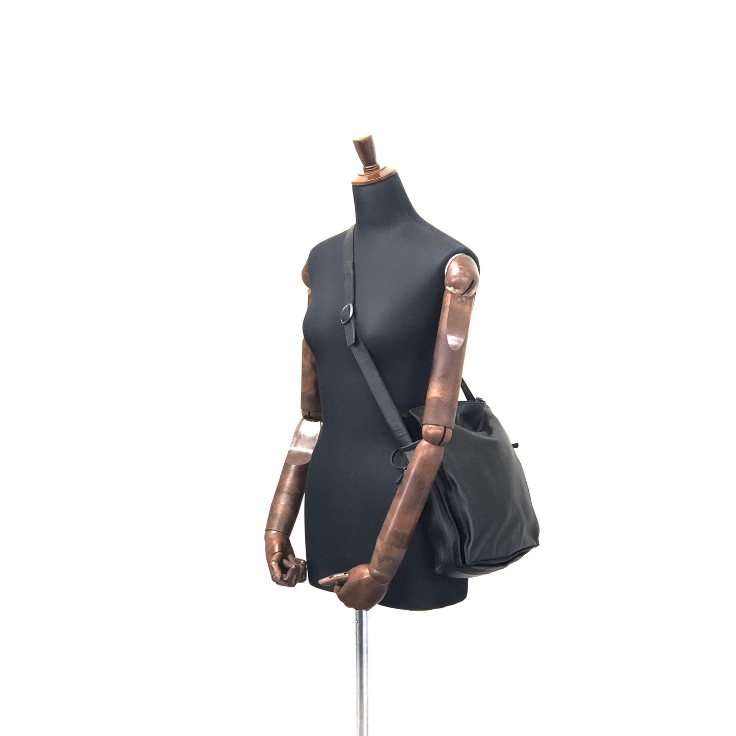 LOEWE Anagram Logo Leather Drawstring Crossbody Shoulder bag Black Vintage x8dwz4