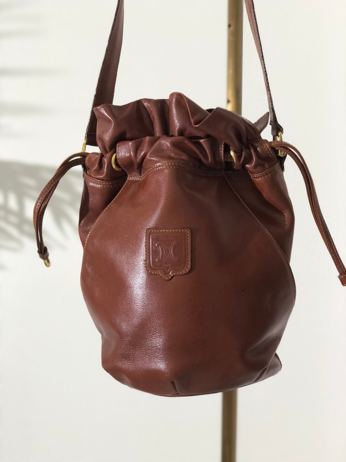 CELINE Blason Leather Drawstring Shoulder bag Brown Vintage 2hgzv7