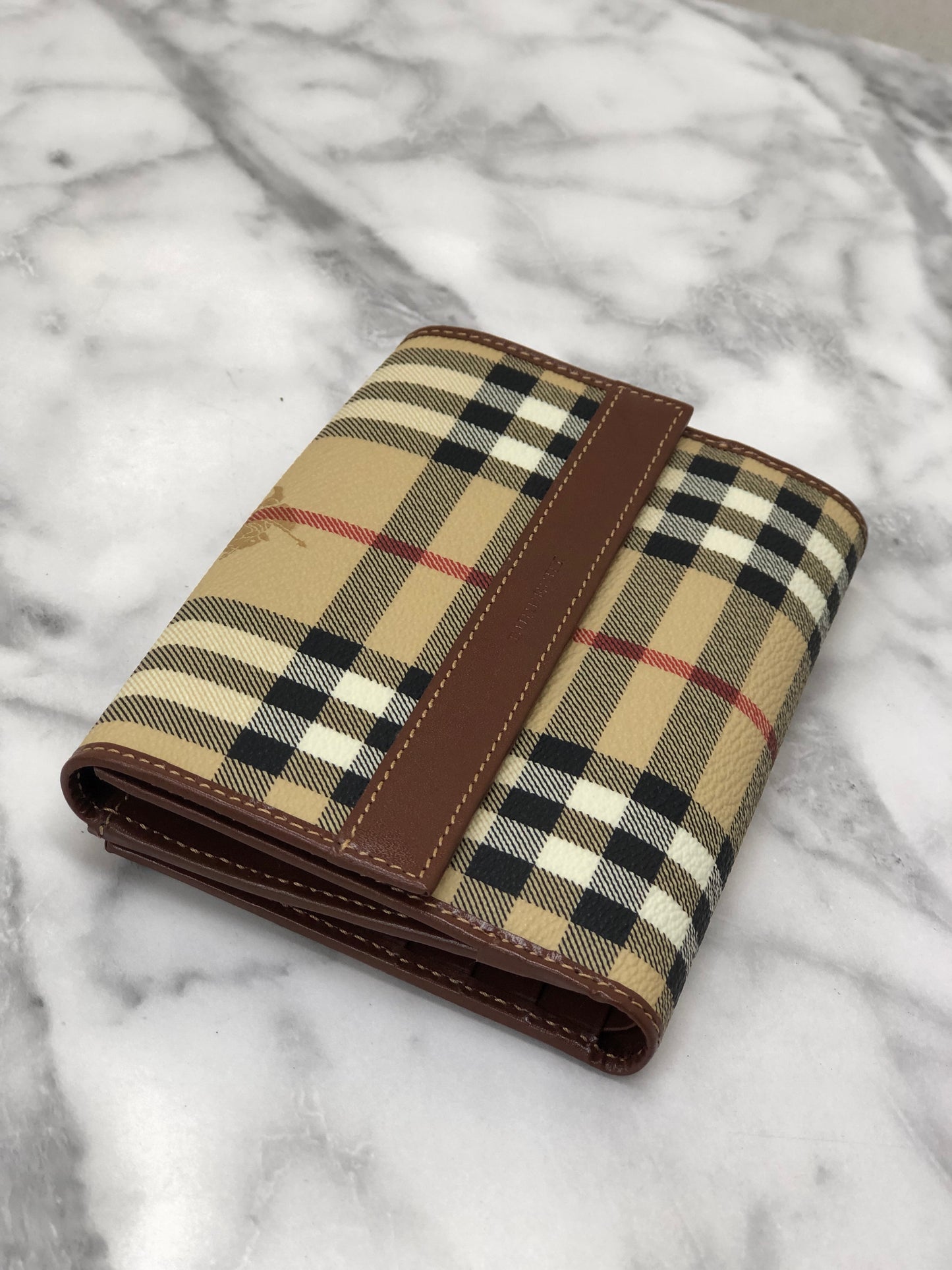 Burberry Nova Check Logo PVC Leather Folded Wallet Beige Vintage y7ama2