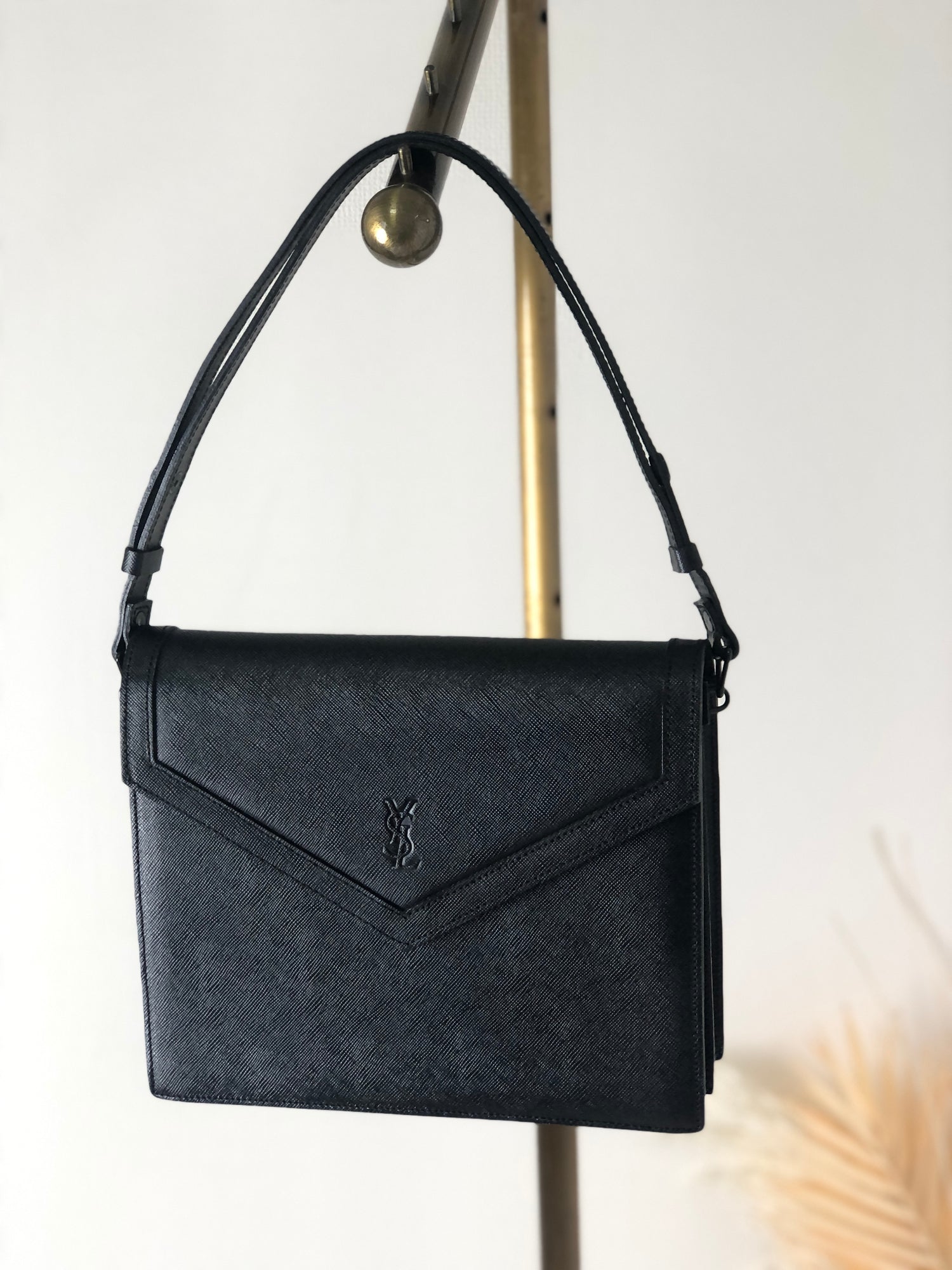 Yves Saint Laurent YSL Logo Leather Two-way Handbag Shoulder bag Black  Vintage ffwsya