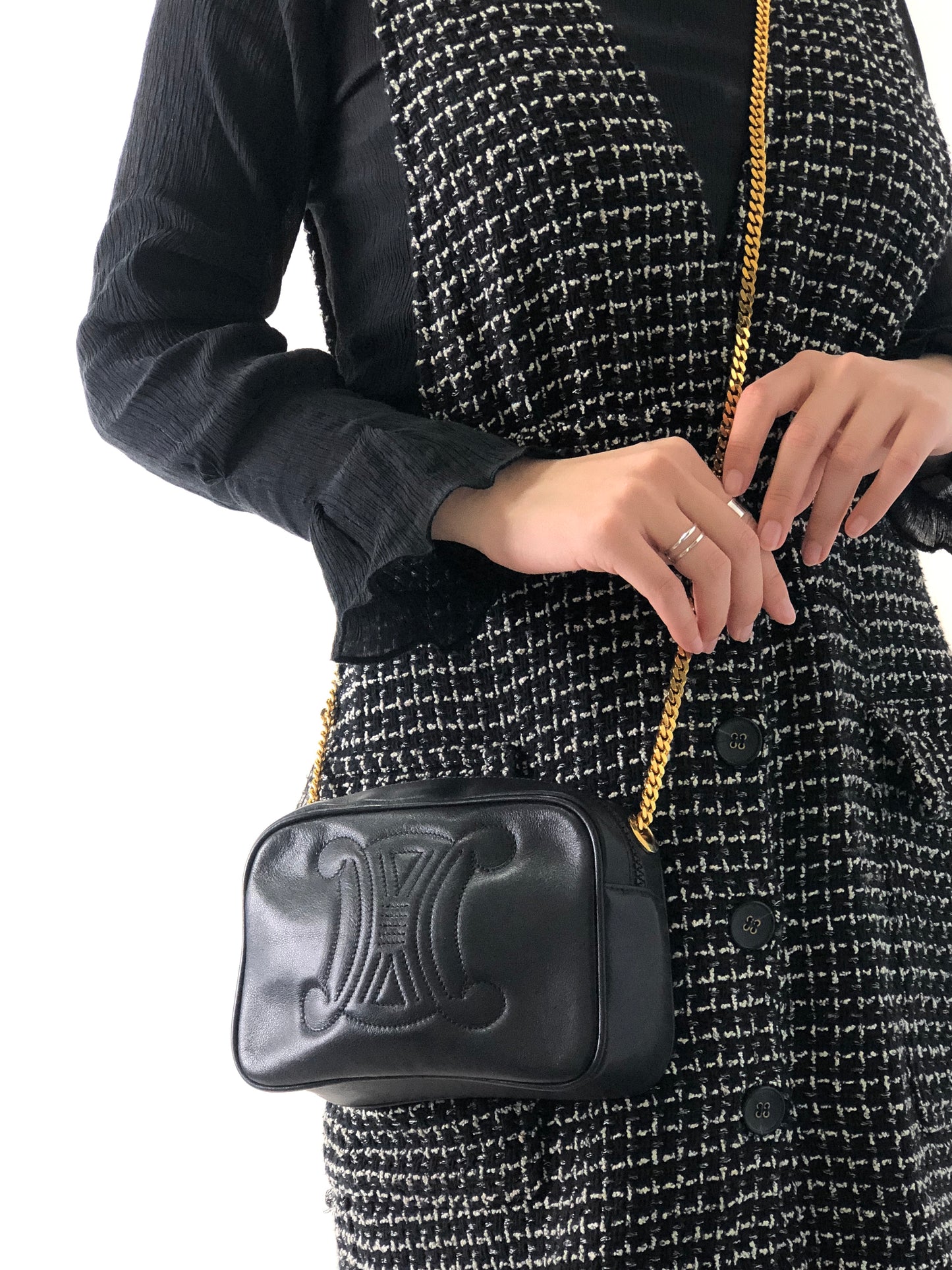 CELINE Triomphe 皮革鏈條單肩包 黑色 復古 jigb5w