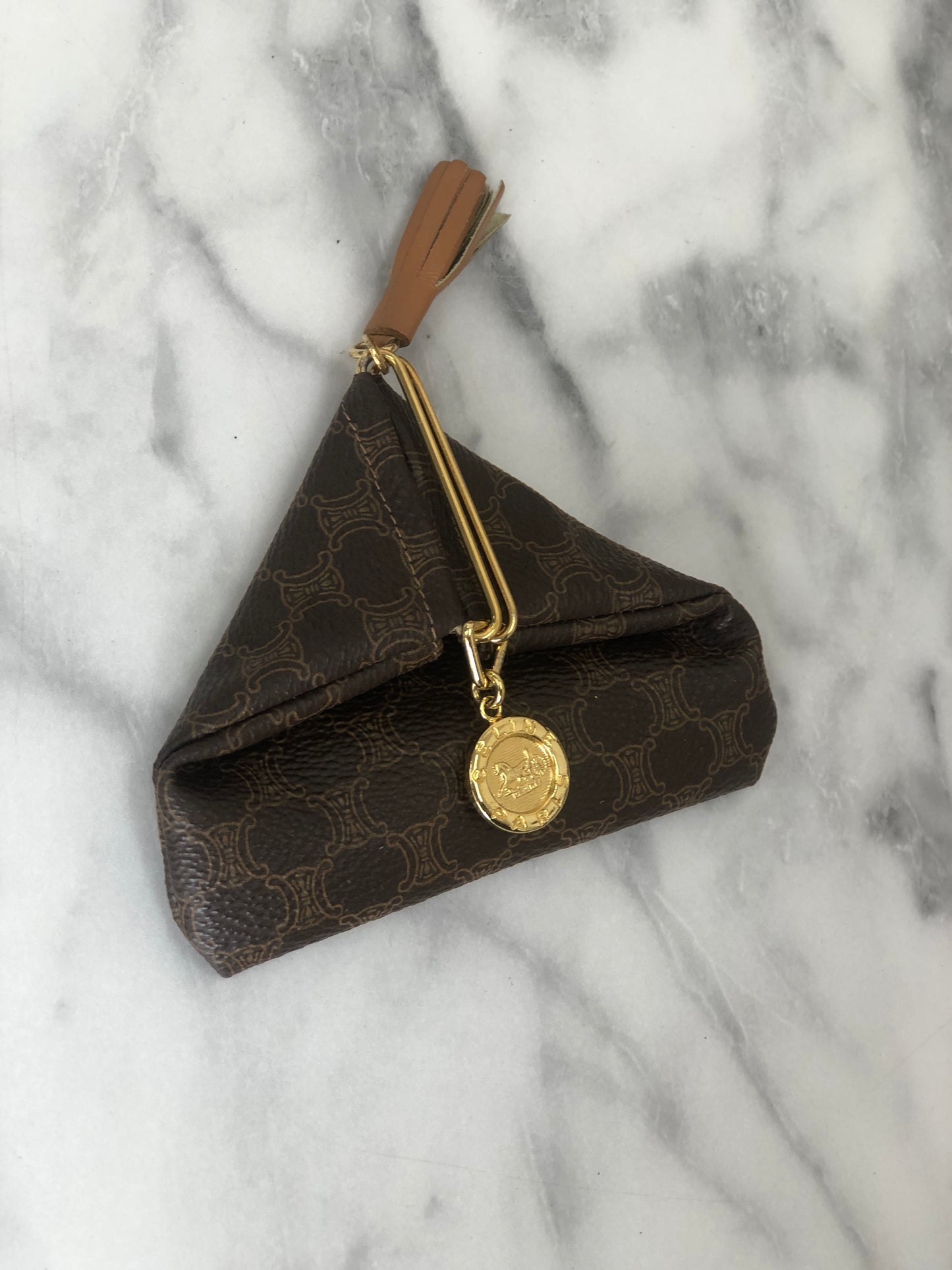 CELINE Macadam Horse Carriage Tassel Triangle Coin Purse Brown Vintage 5bxb5w
