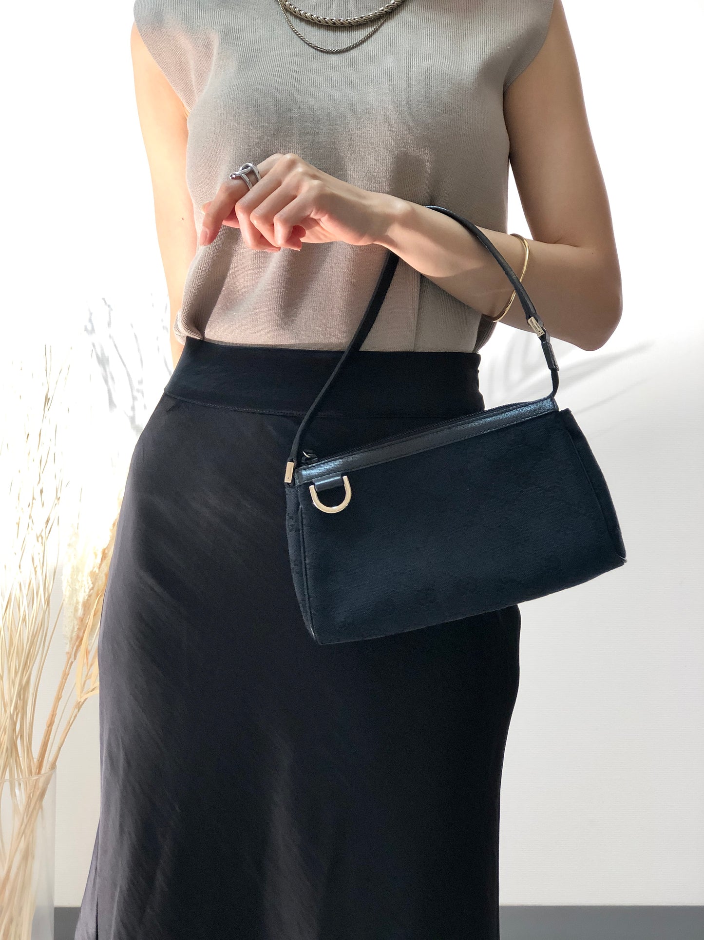 GUCCI GG Canvas Canvas Handbag Minibag Black Vintage 7cpu6d