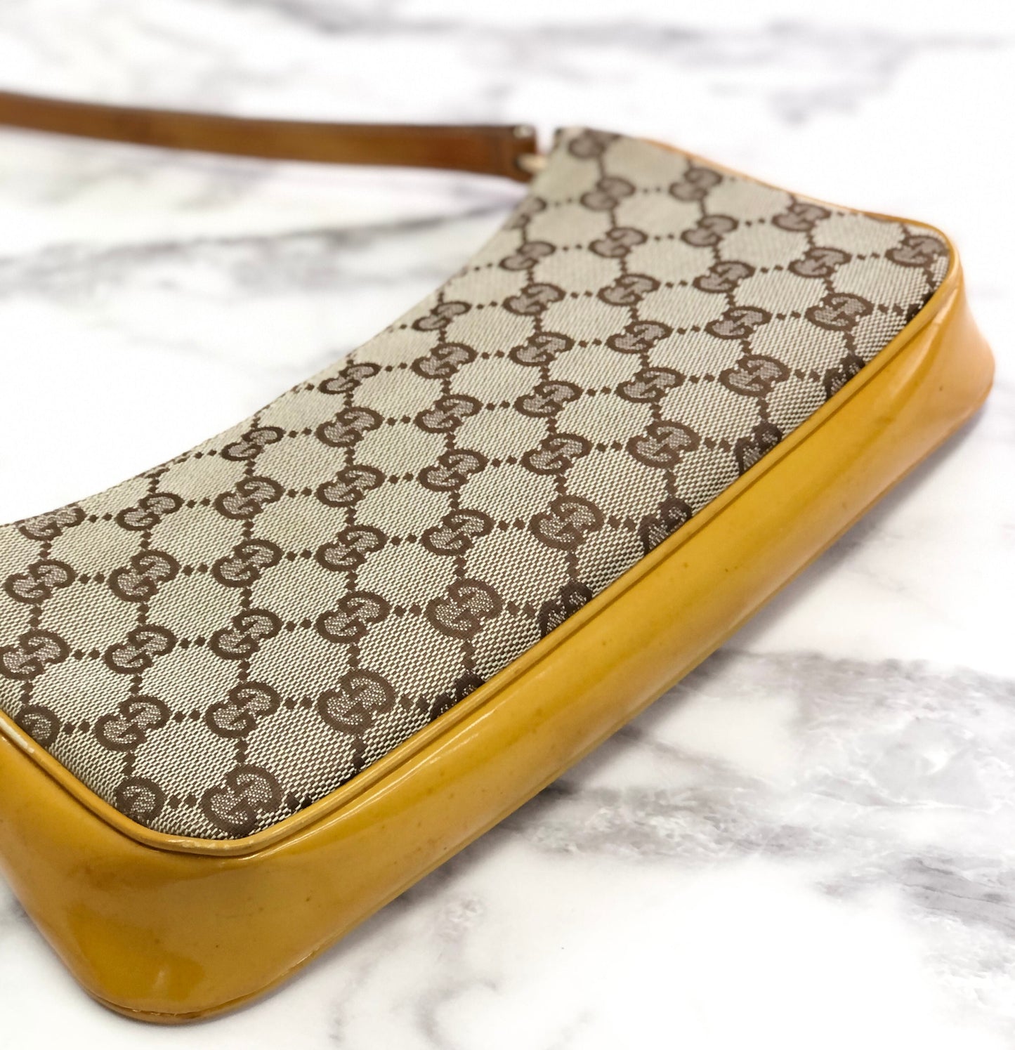 GUCCI GG canvas hobo shoulder bag mini bag beige yellow vintage old Gucci k86se5