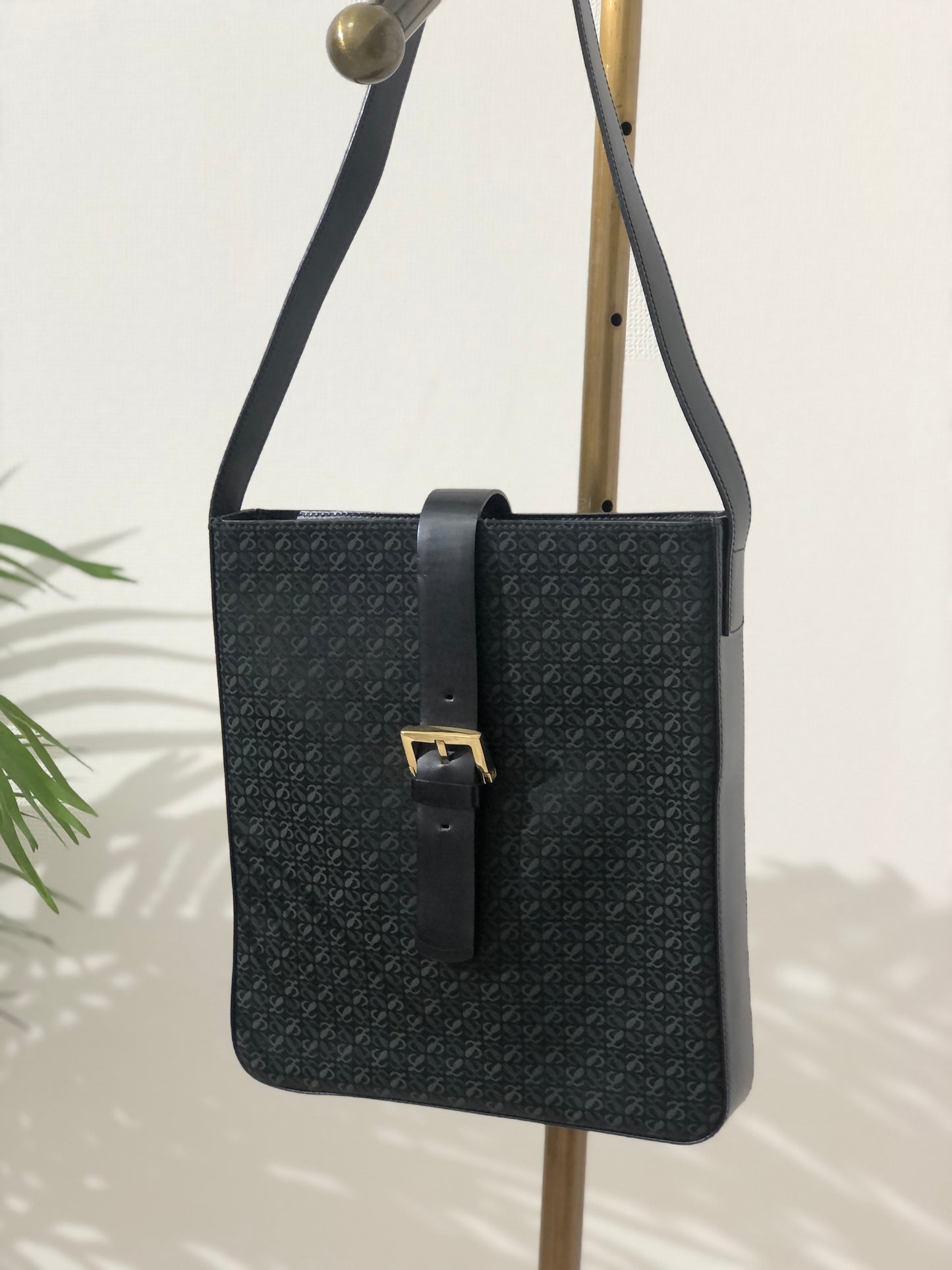 LOEWE Anagram Logo Full Patterns Fabric Shoulder bag Black Vintage 7hprps