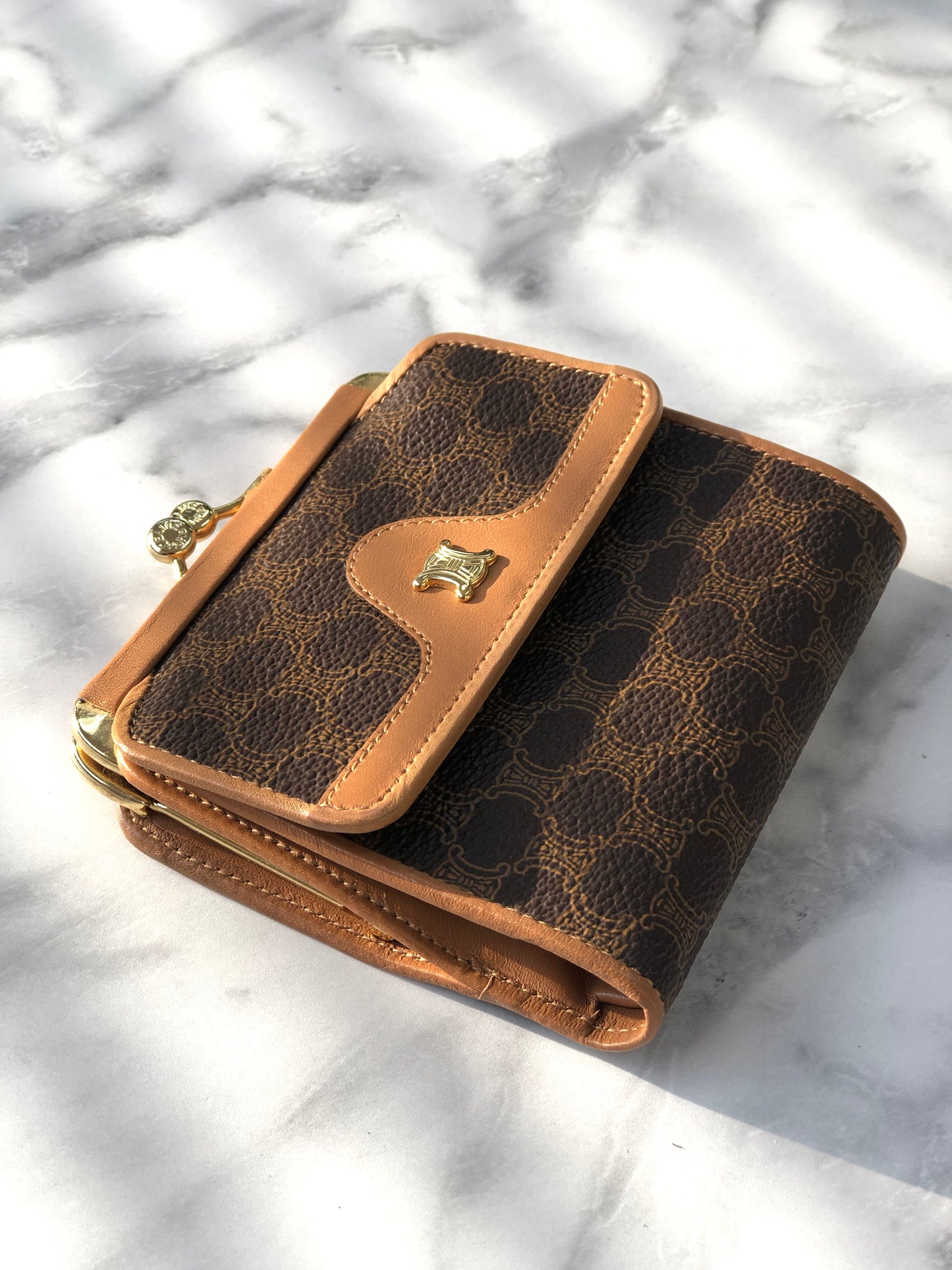 CELINE Macadam Blason Metal Clasp Folded Wallet Brown Vintage u7djjc