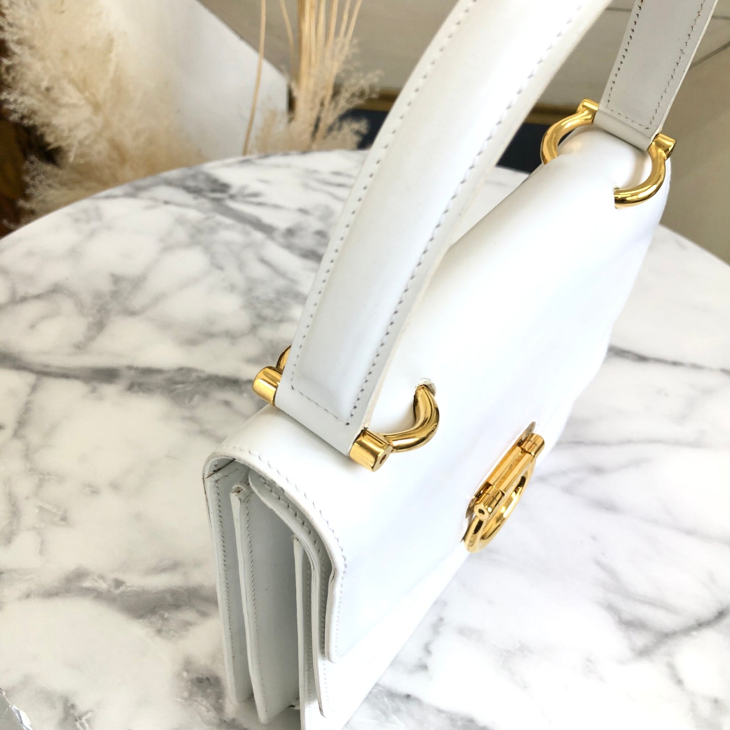 CELINE 馬銜扣雙翻蓋皮革手提包白色復古 mxrdau