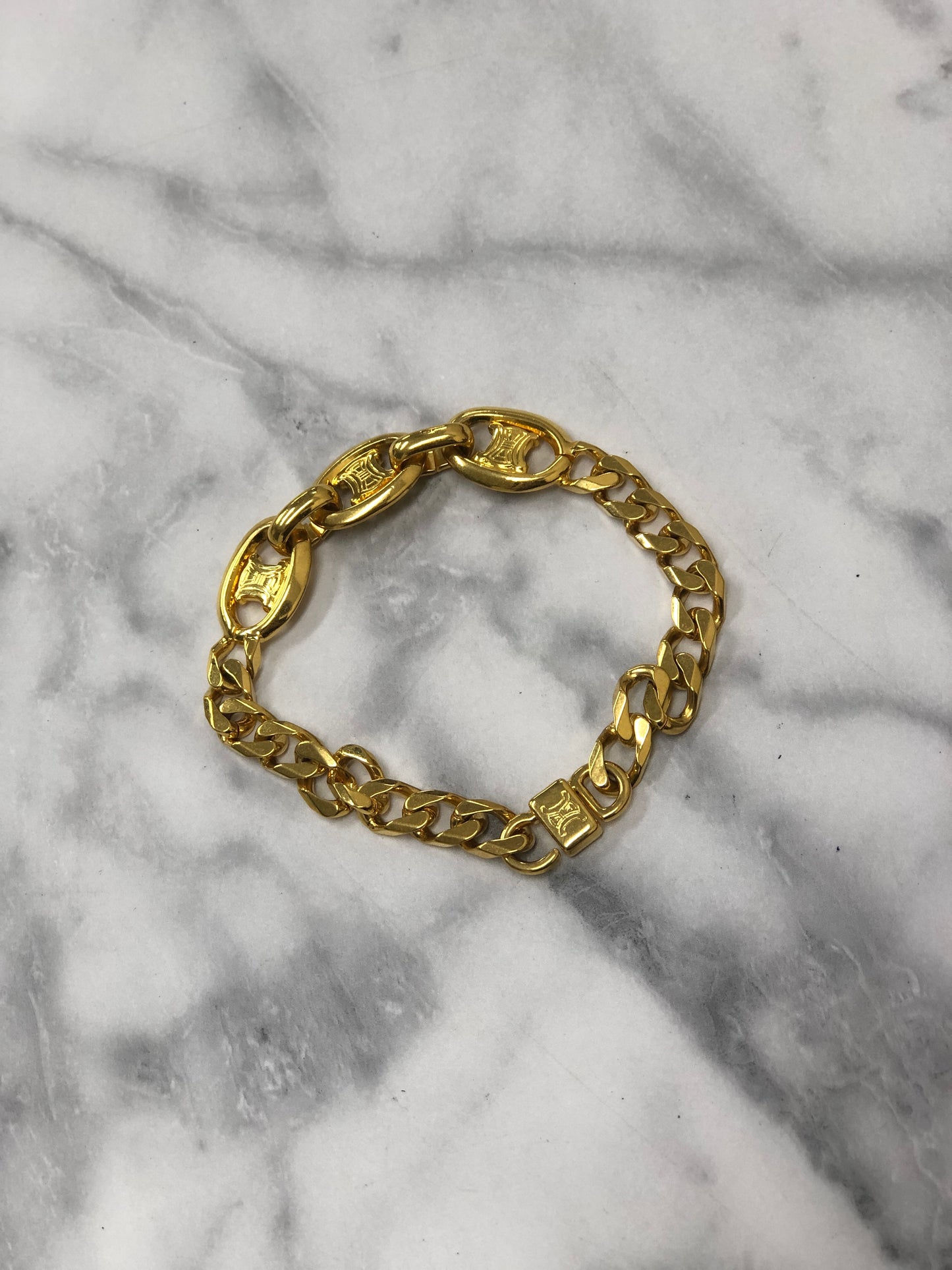 CELINE Triomphe Bracelet Gold Vintage ynvs4t