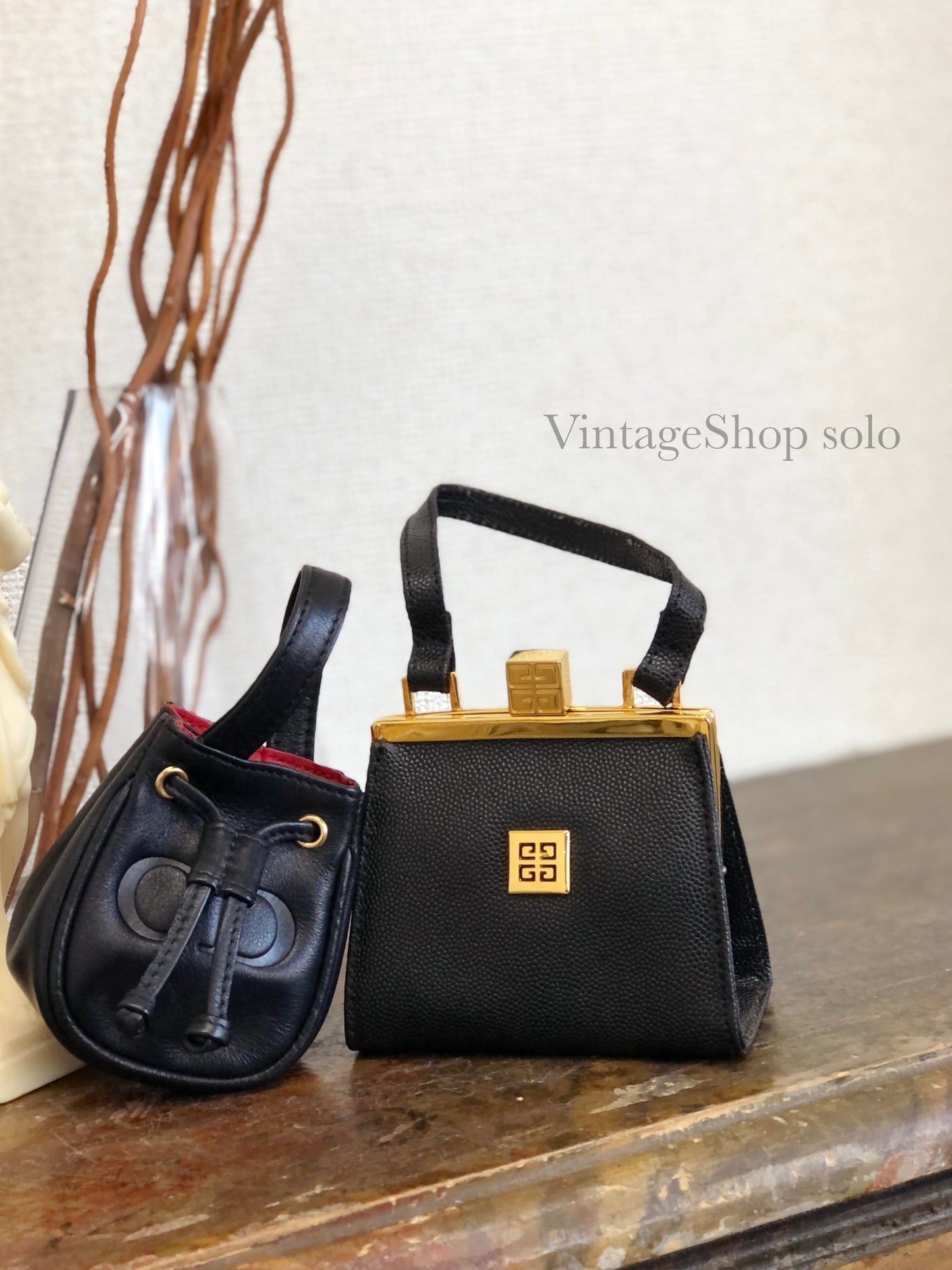 GIVENCHY 標誌扣迷你手袋 黑色 復古 舊款 gmgwt2