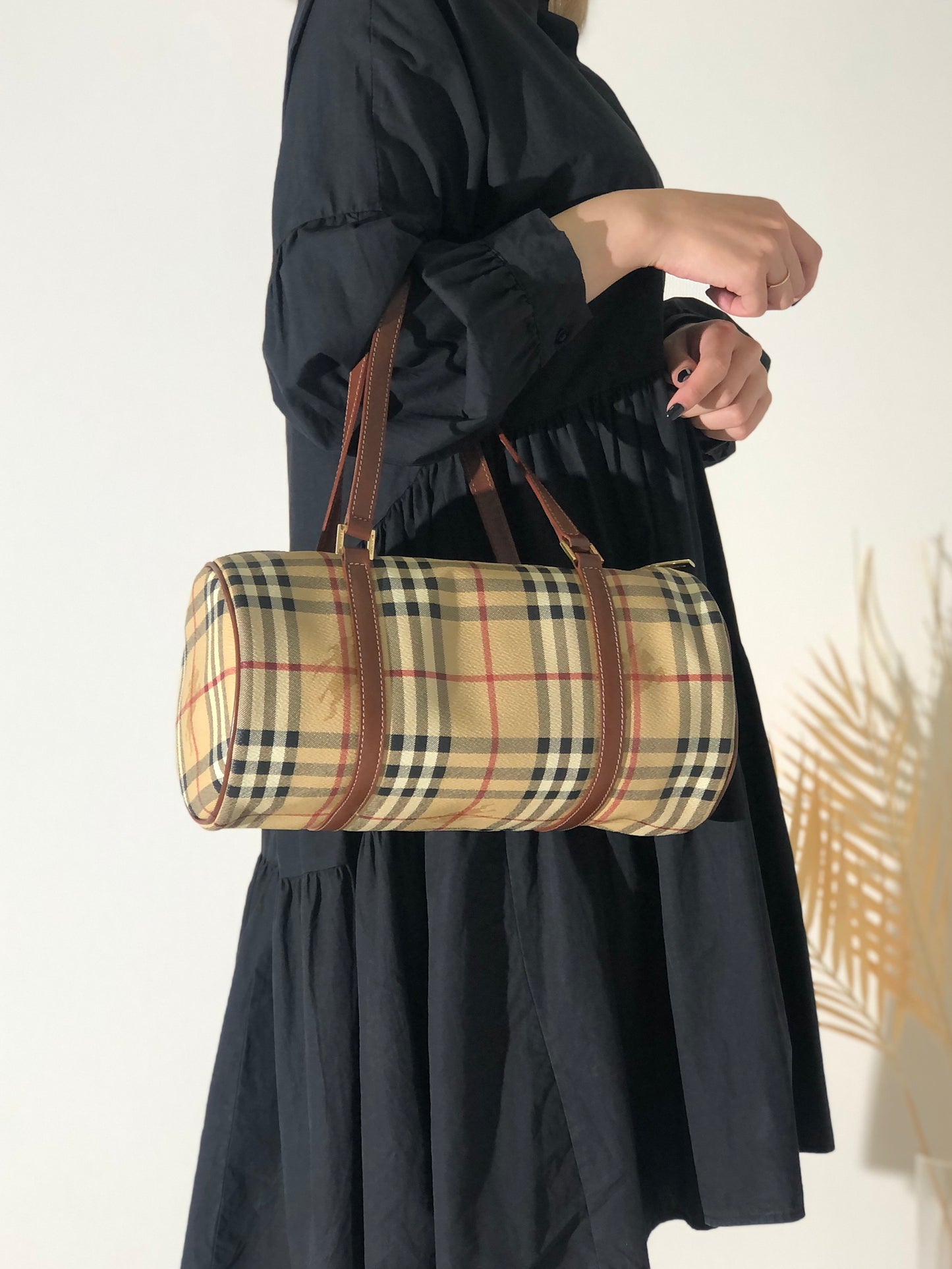 Burberry Nova 格紋手提包 米色復古 nwns72