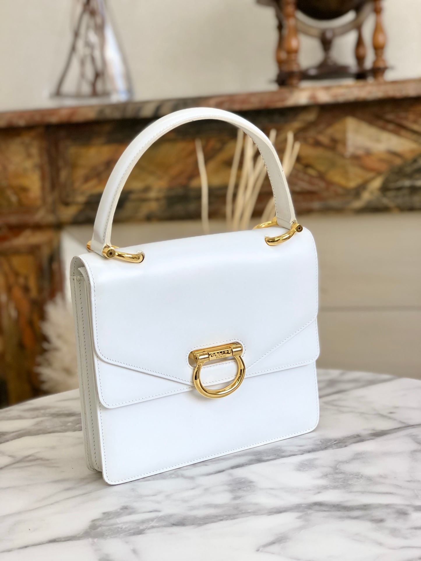 CELINE 馬銜扣雙翻蓋皮革手提包白色復古 mxrdau