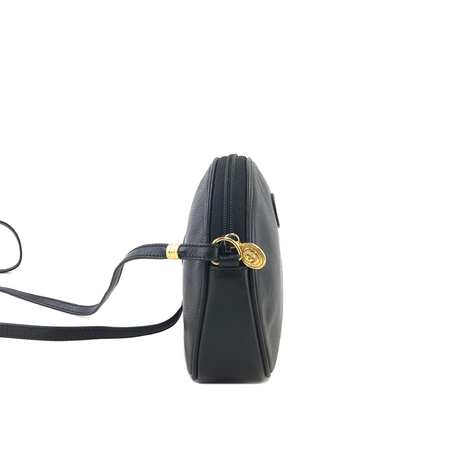 GUCCI GG Logo Leather Round Shoulder bag Black Vintage jgay4g