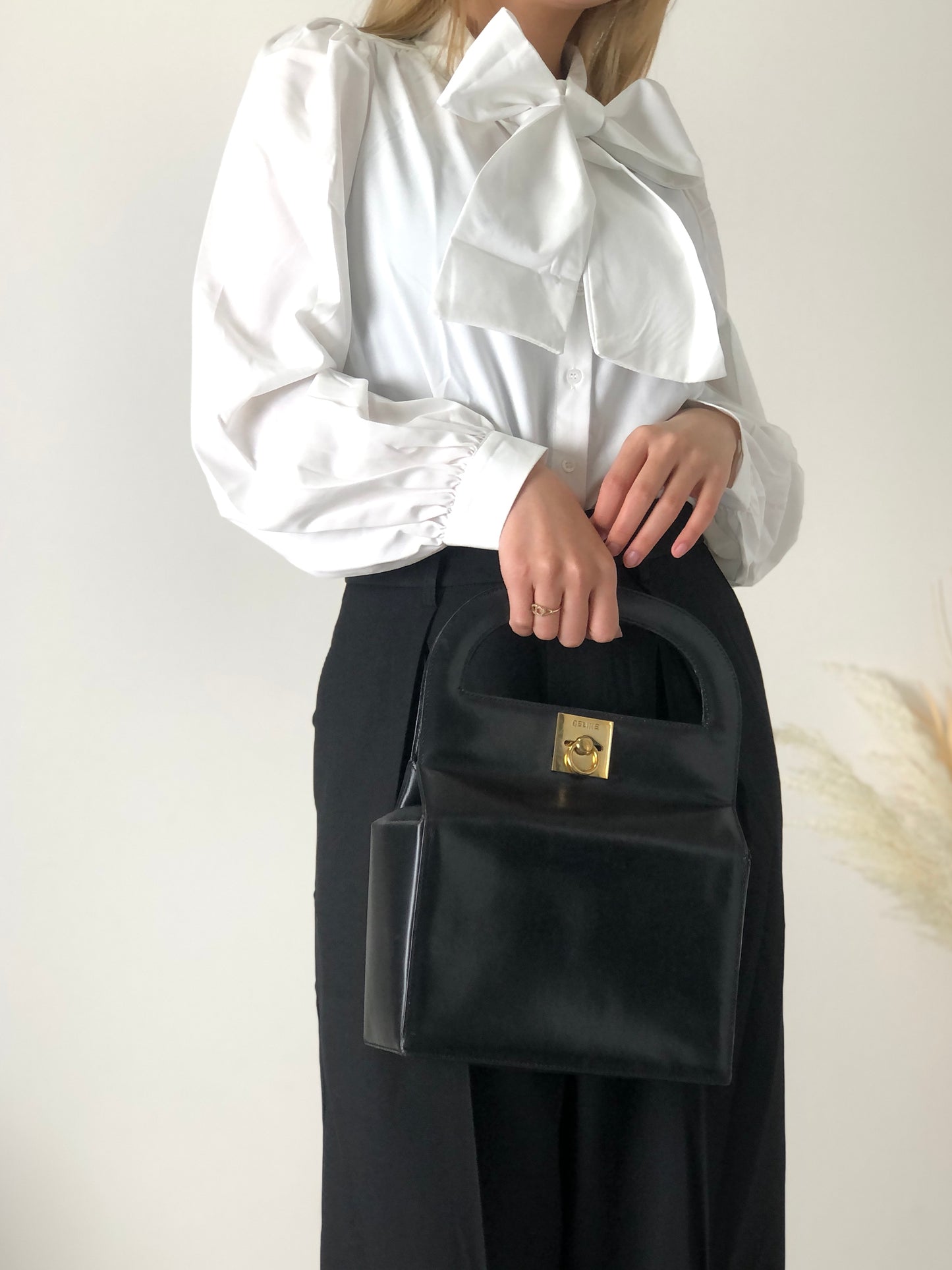 CELINE Gancini Leather Handbag Black Vintage irru2k