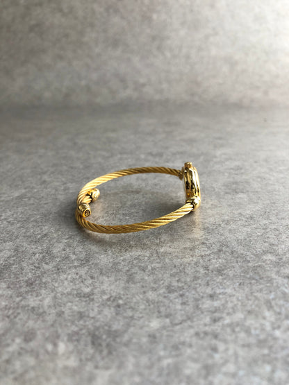 GUCCI Logo Bangle Quartz Watch Gold 2700L.2.L Vintage h4mrnx