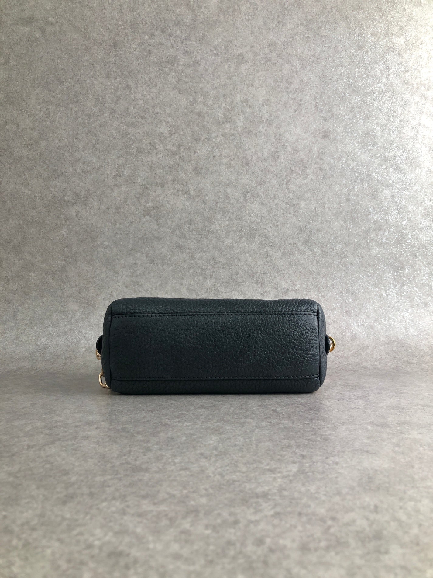 PRADA Logo Small Chain Handbag Navy Vintage vycuvh