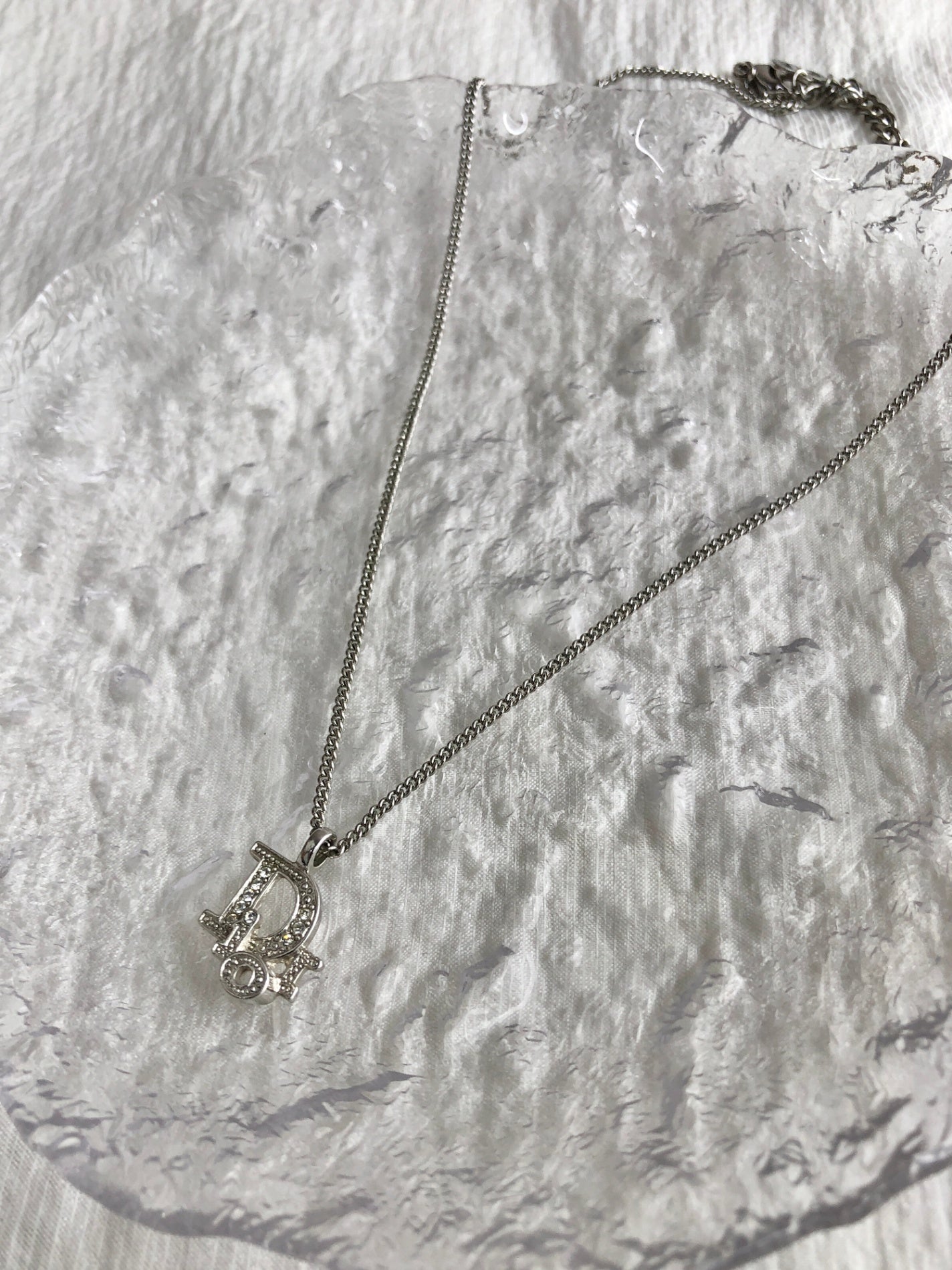 Necklaces – VintageShop solo