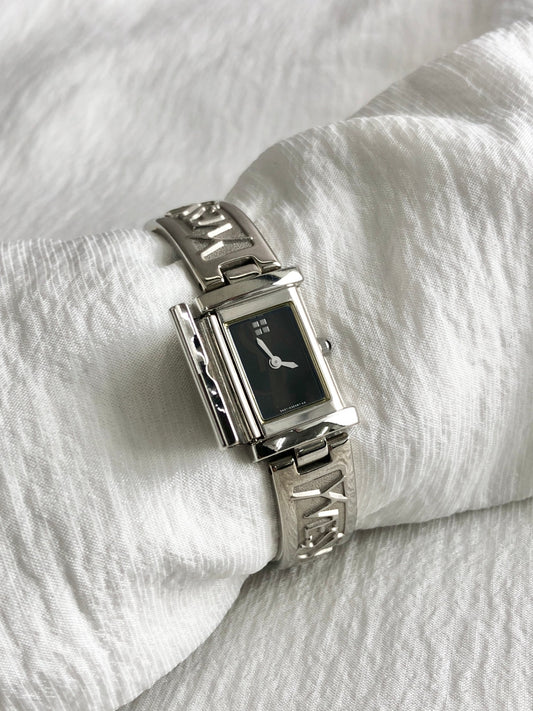 Yves Saint Laurent Logo Motif Quartz Watch Silver Vintage z5vmz5
