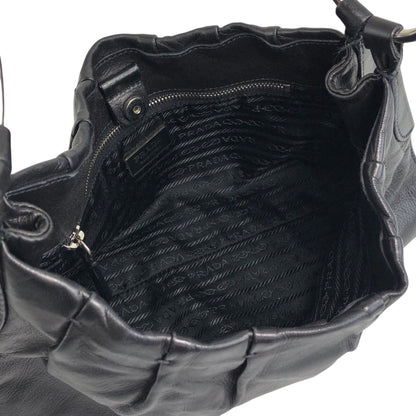 PRADA 三角形標誌單肩包 Hobobag 黑色復古 bs6gm7