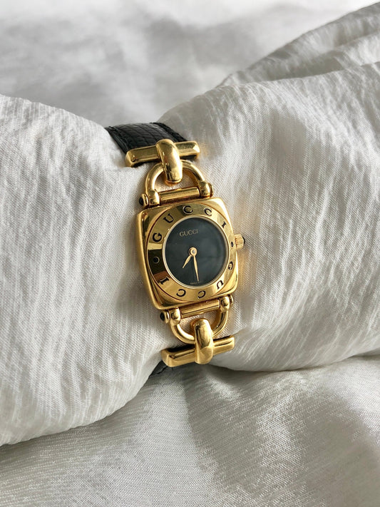 GUCCI Logo Watch Gold×Black 6300L Vintage j8nsfp